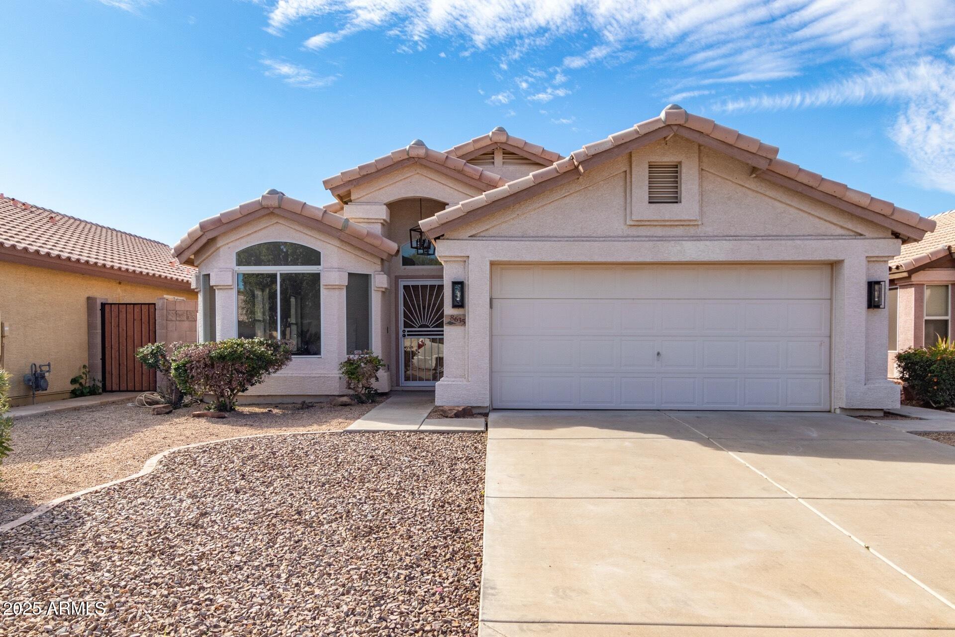 8635 W PARADISE Lane