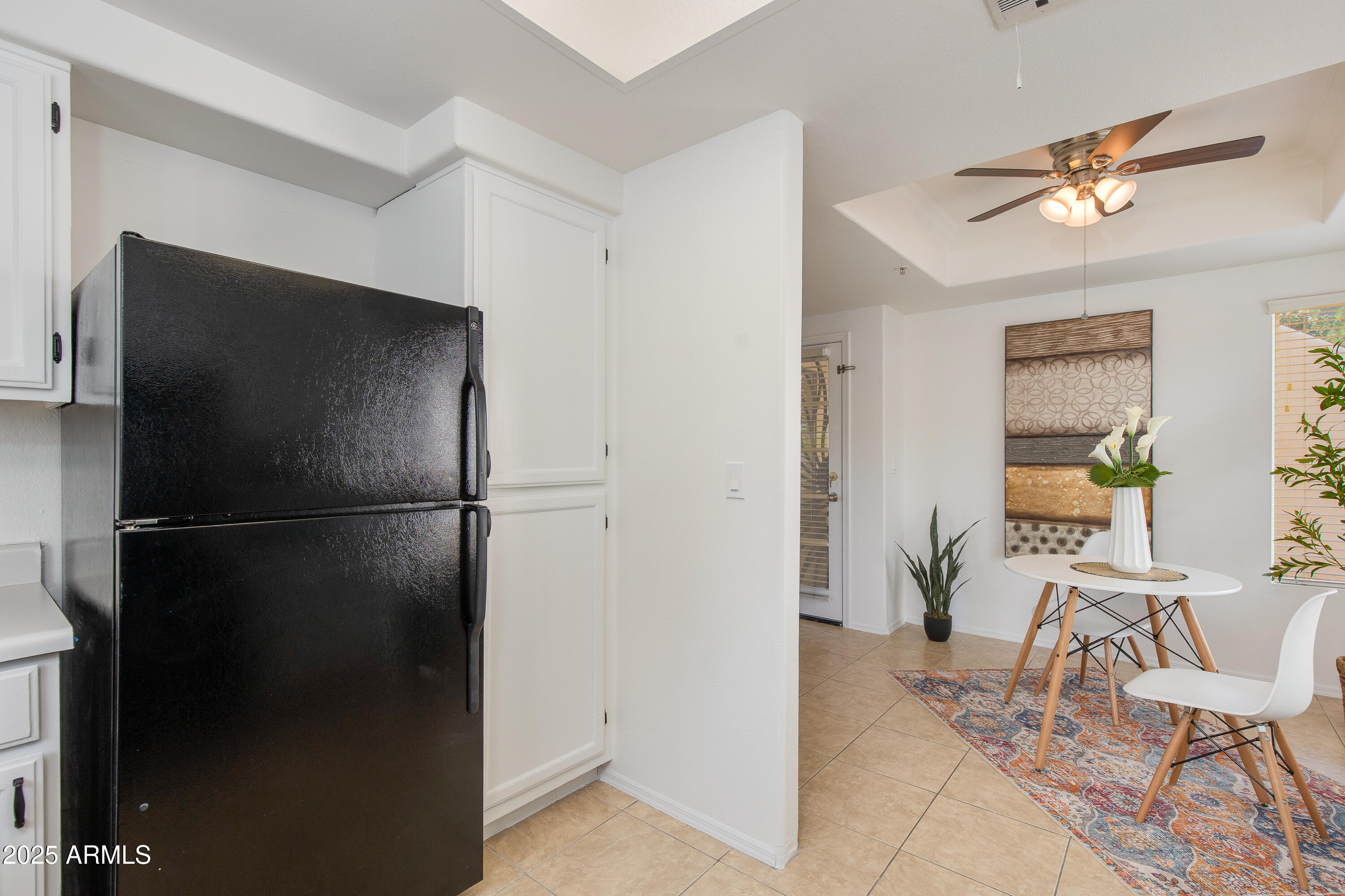 750 E Northern Avenue, 1018