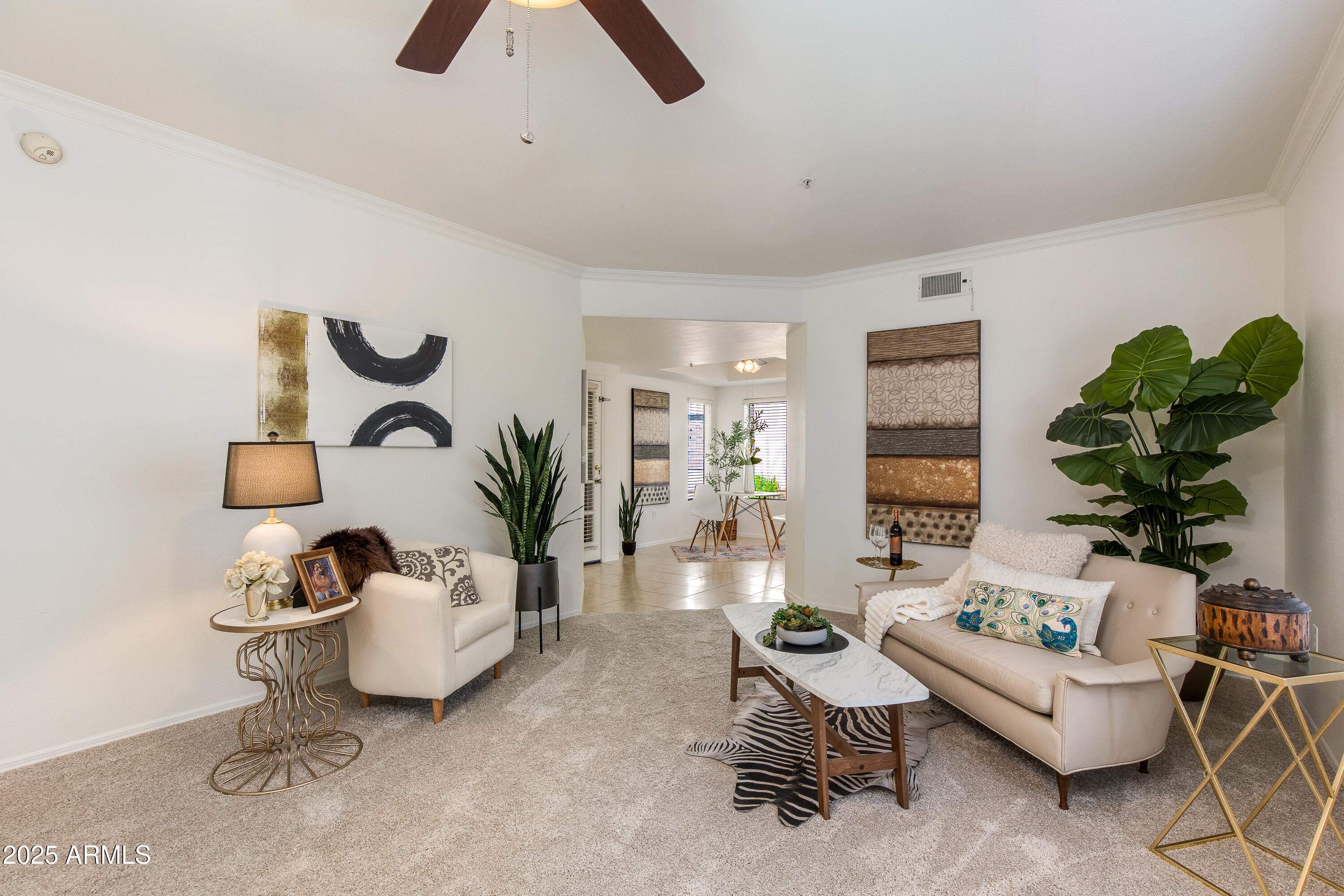 750 E Northern Avenue, 1018