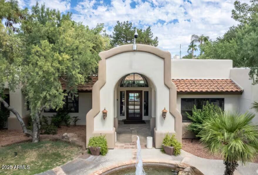 750 E Northern Avenue, 1018