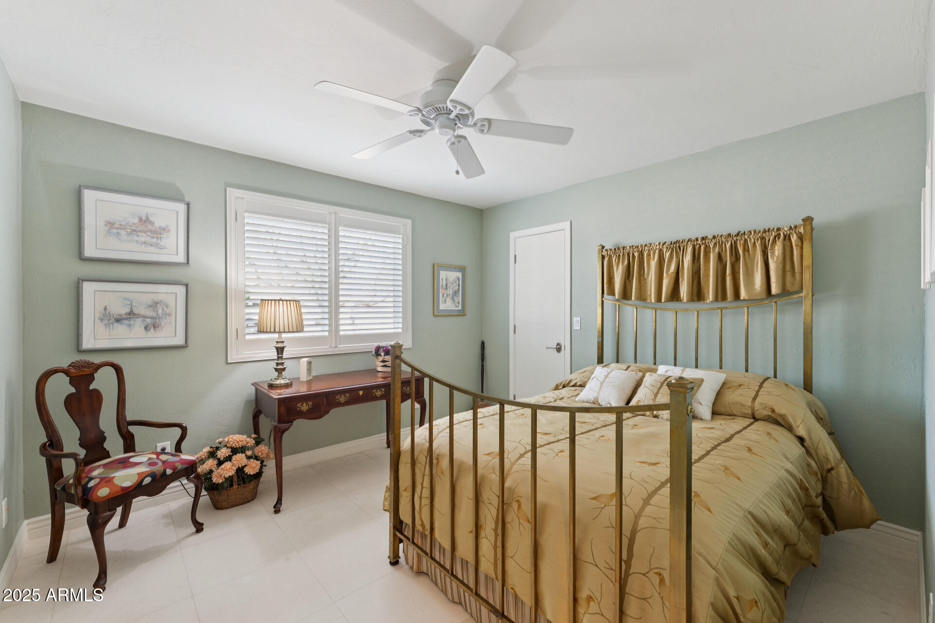 8102 N DREAMY DRAW Drive