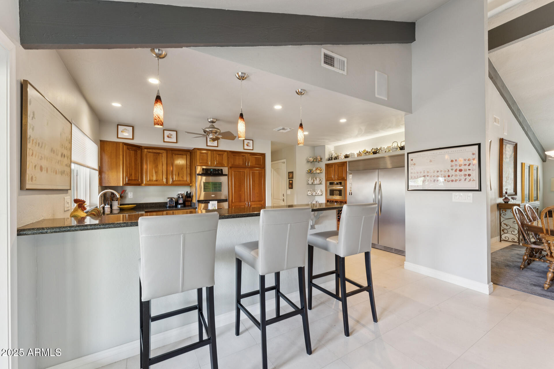 8102 N DREAMY DRAW Drive