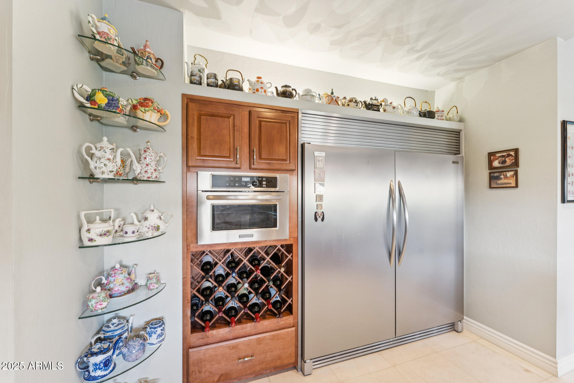 8102 N DREAMY DRAW Drive