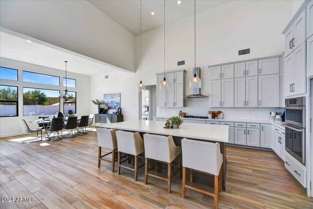 3329 W DESERT DAWN Drive