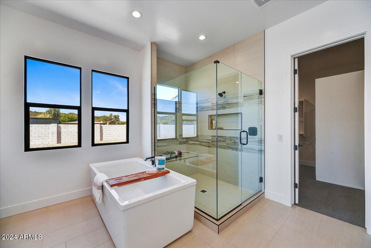 3329 W DESERT DAWN Drive