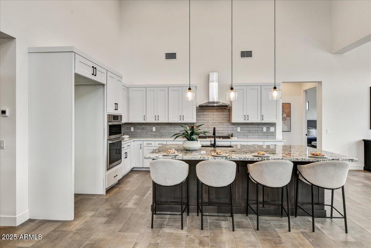 3329 W DESERT DAWN Drive