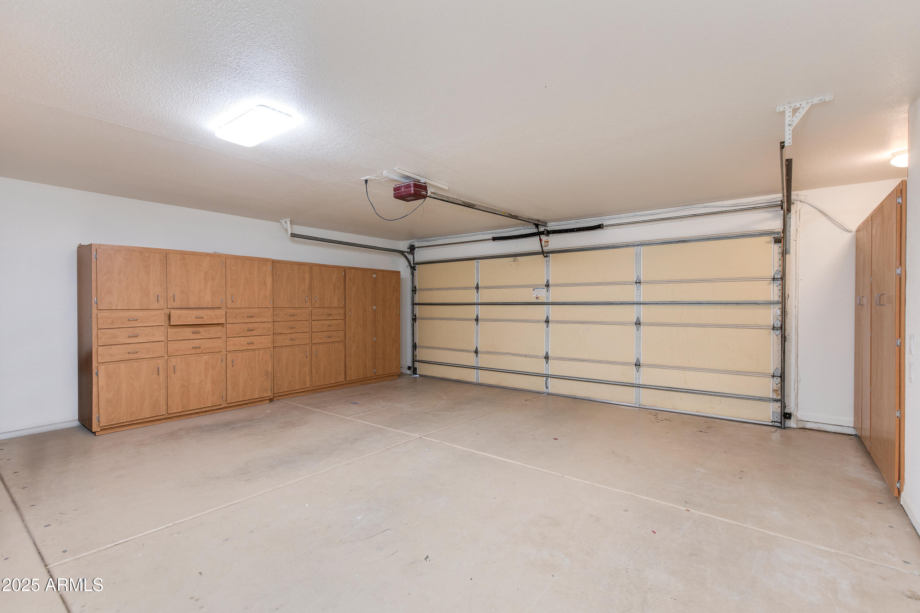 8390 E CHERYL Drive