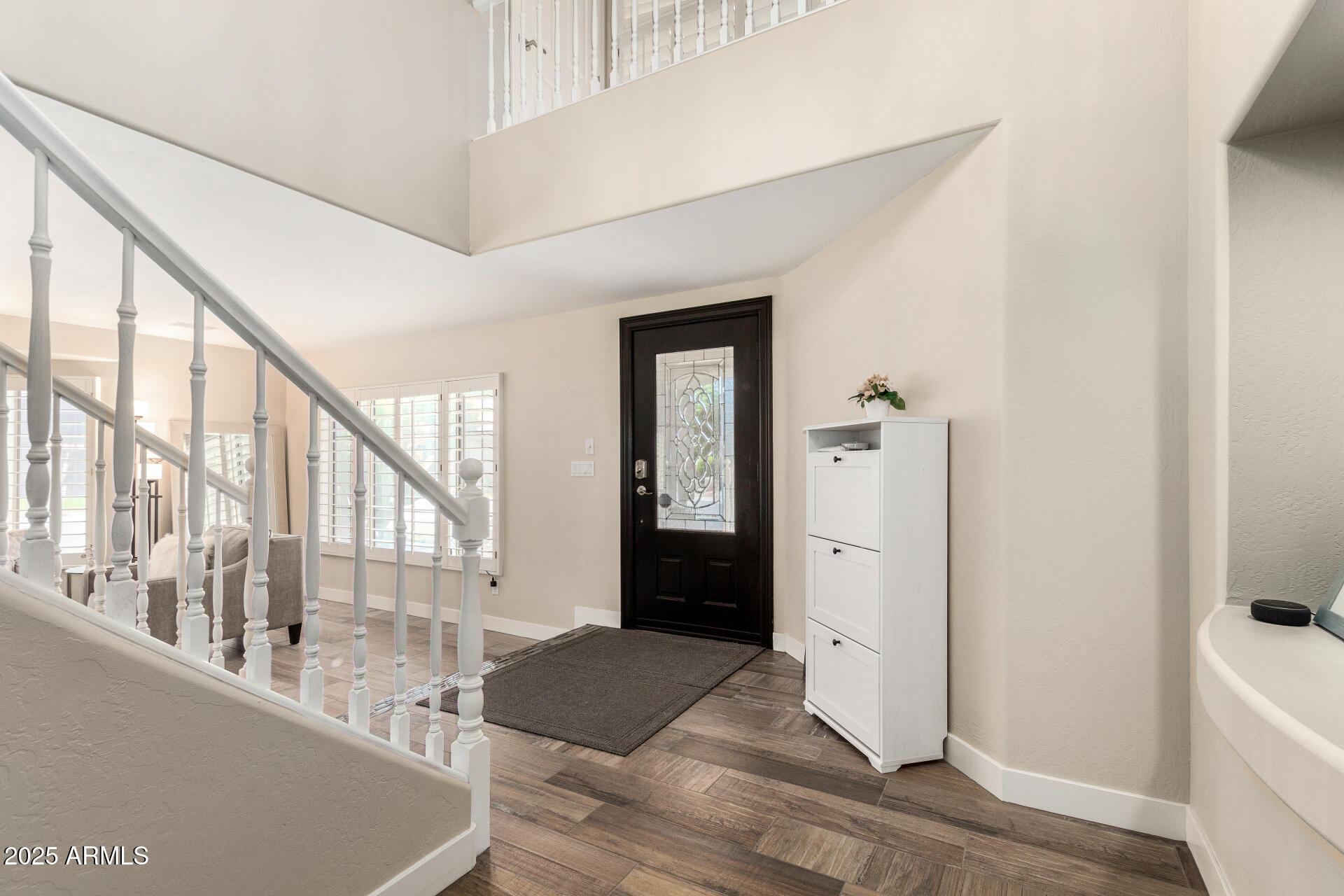 7242 W CRABAPPLE Drive