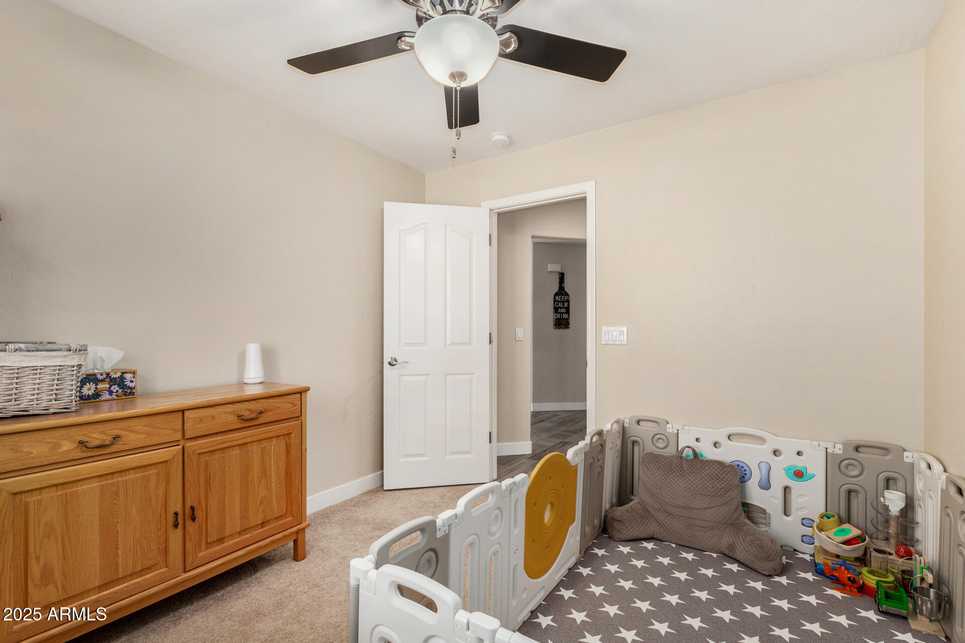 7242 W CRABAPPLE Drive