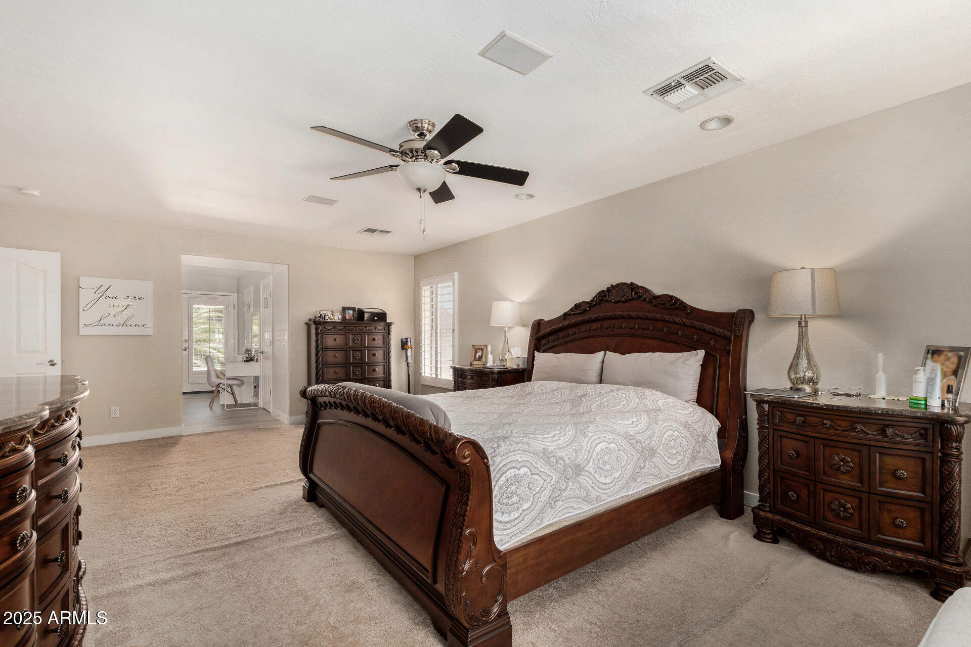 7242 W CRABAPPLE Drive