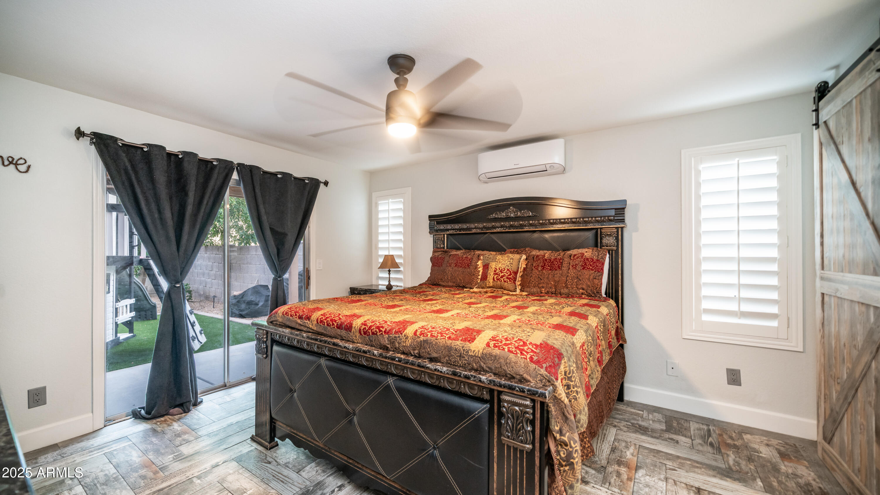 8865 W John Cabot Road