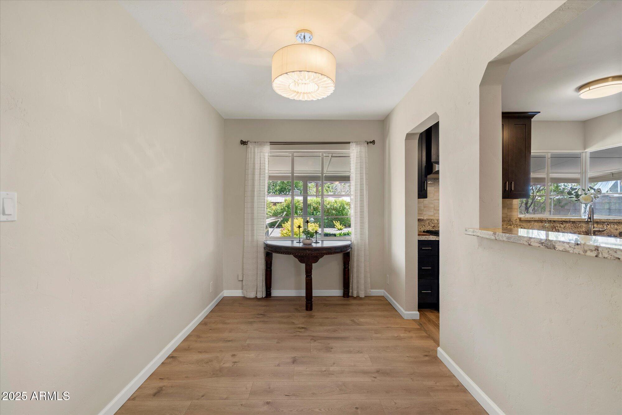 1831 E HUBBELL Street