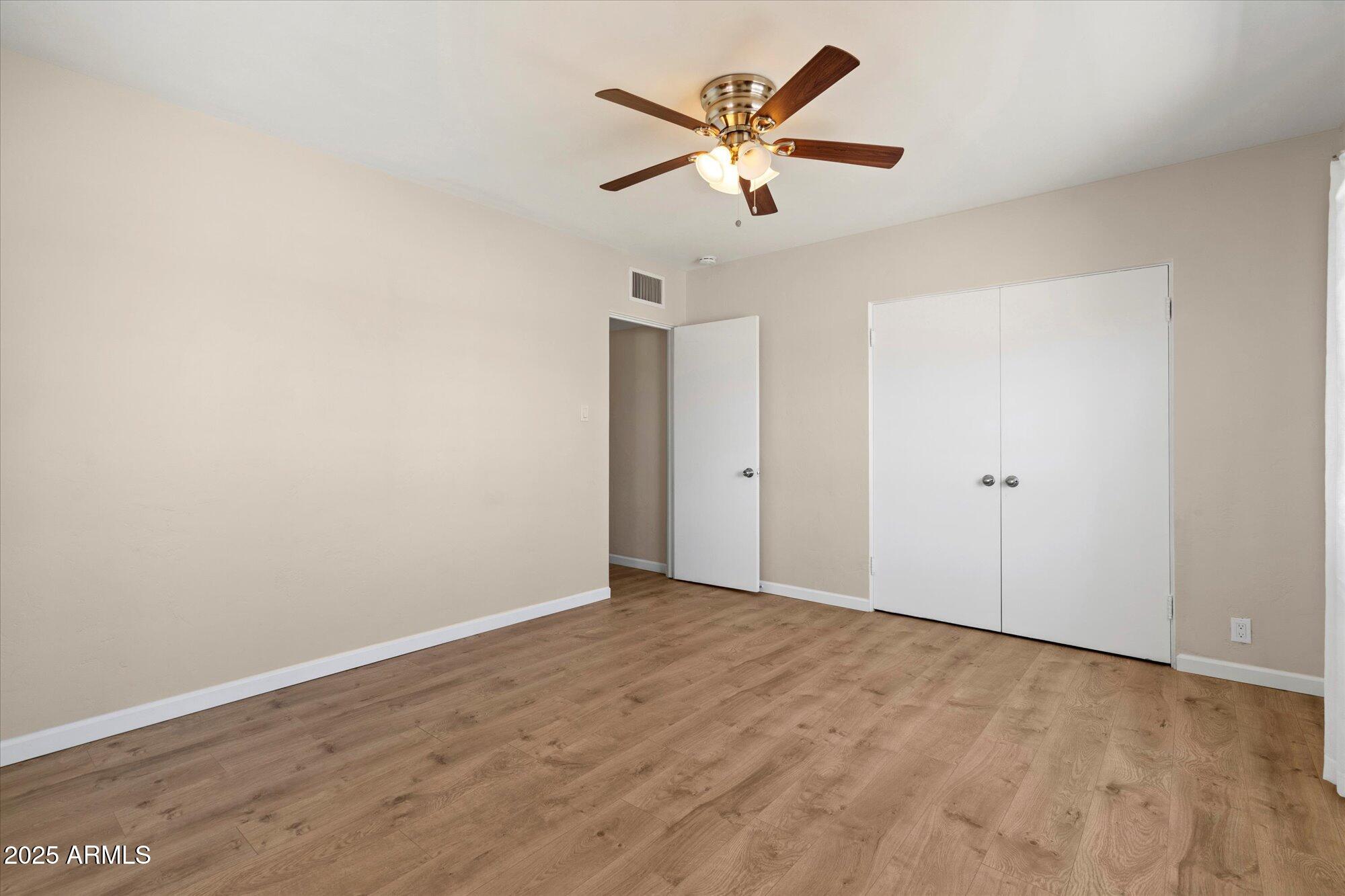 1831 E HUBBELL Street