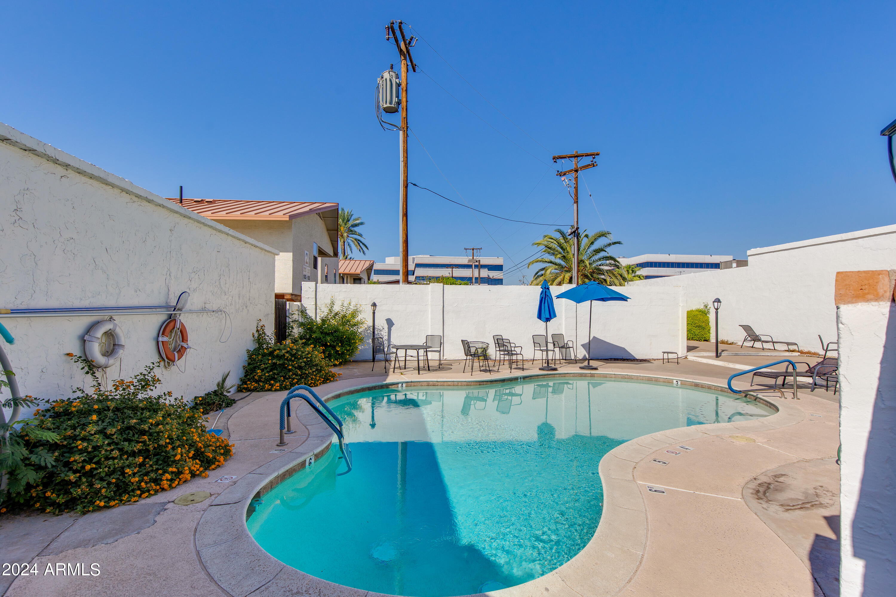 5333 N LAS CASITAS Place