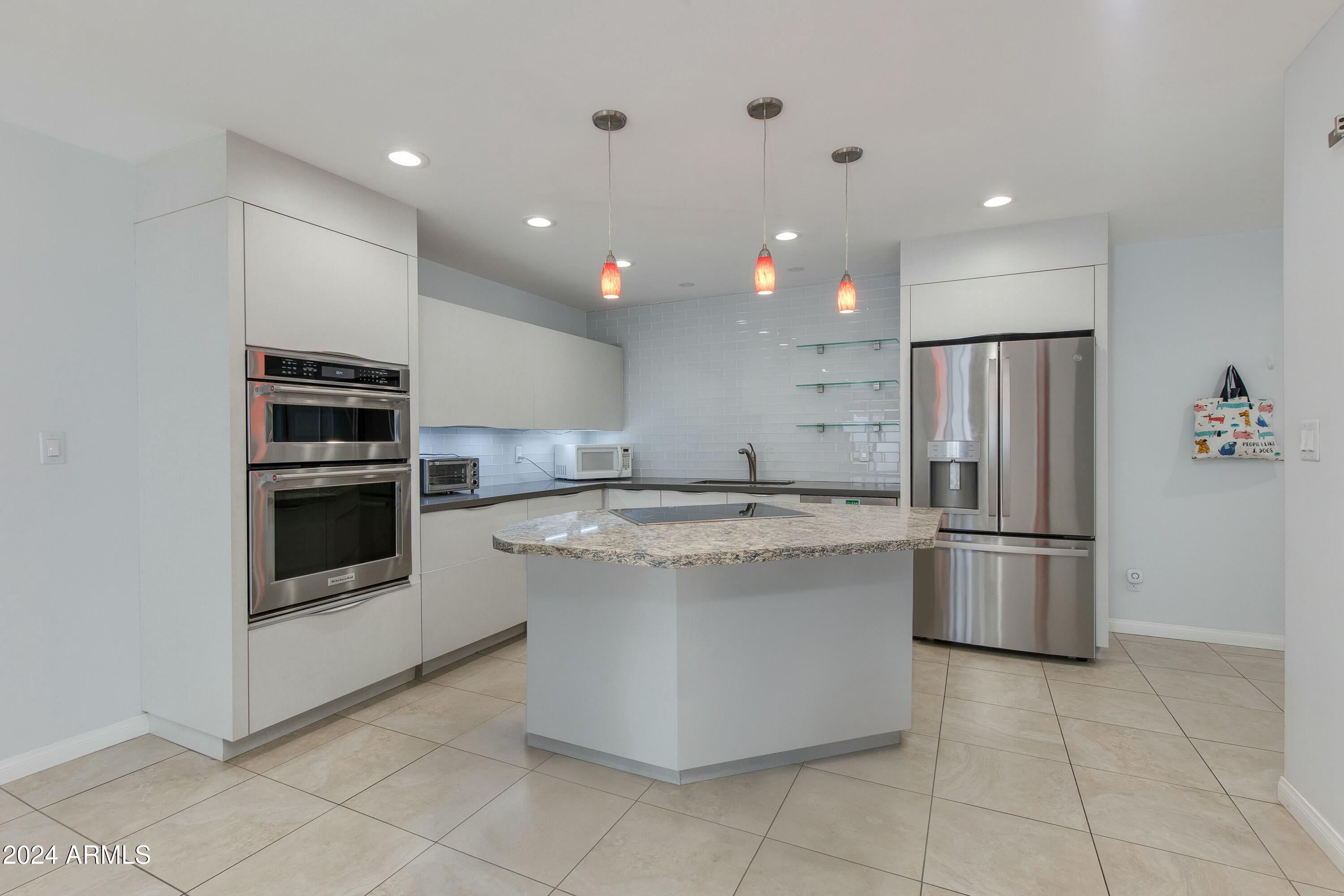 5333 N LAS CASITAS Place