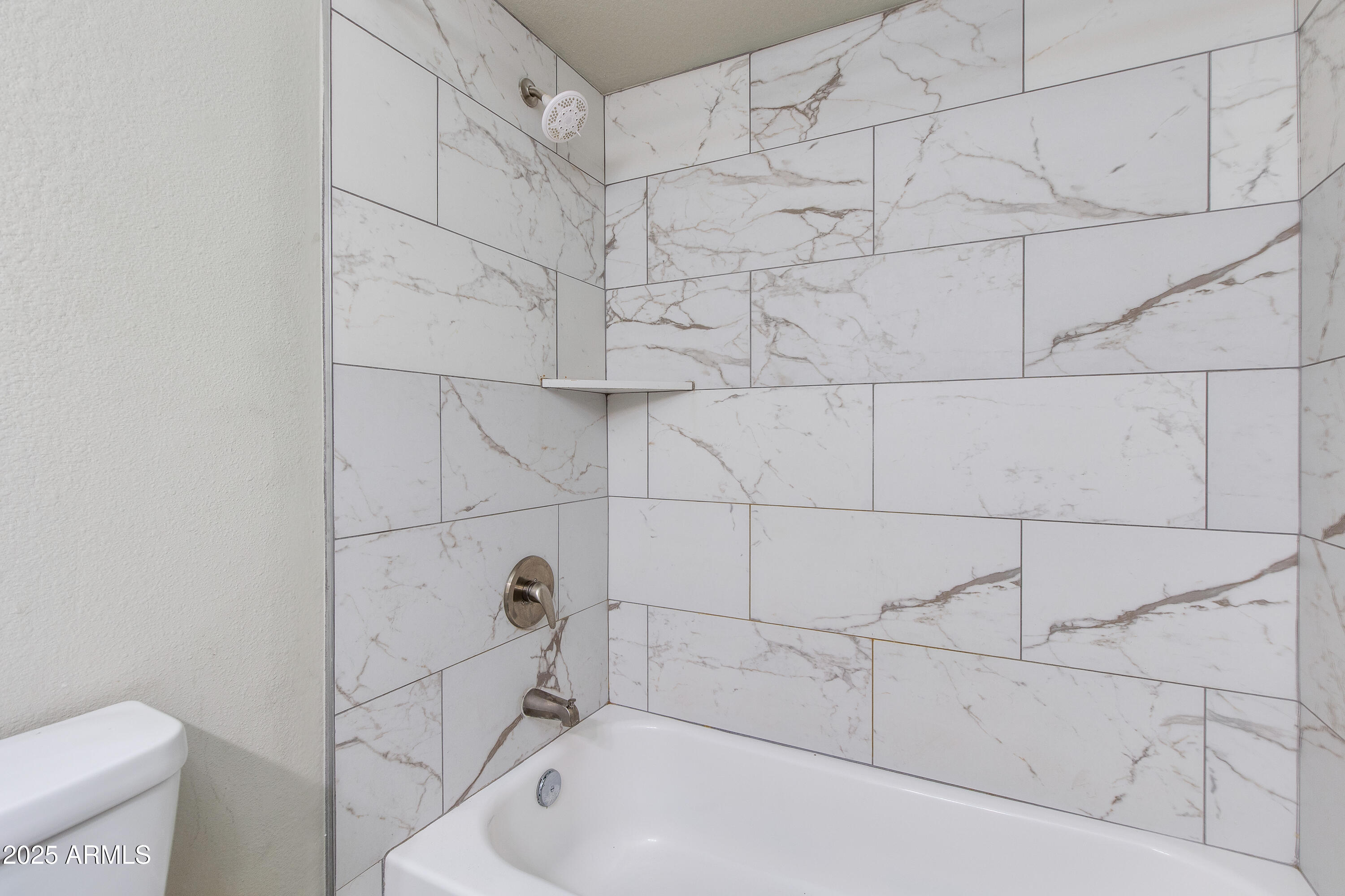 4329 W SIERRA Street