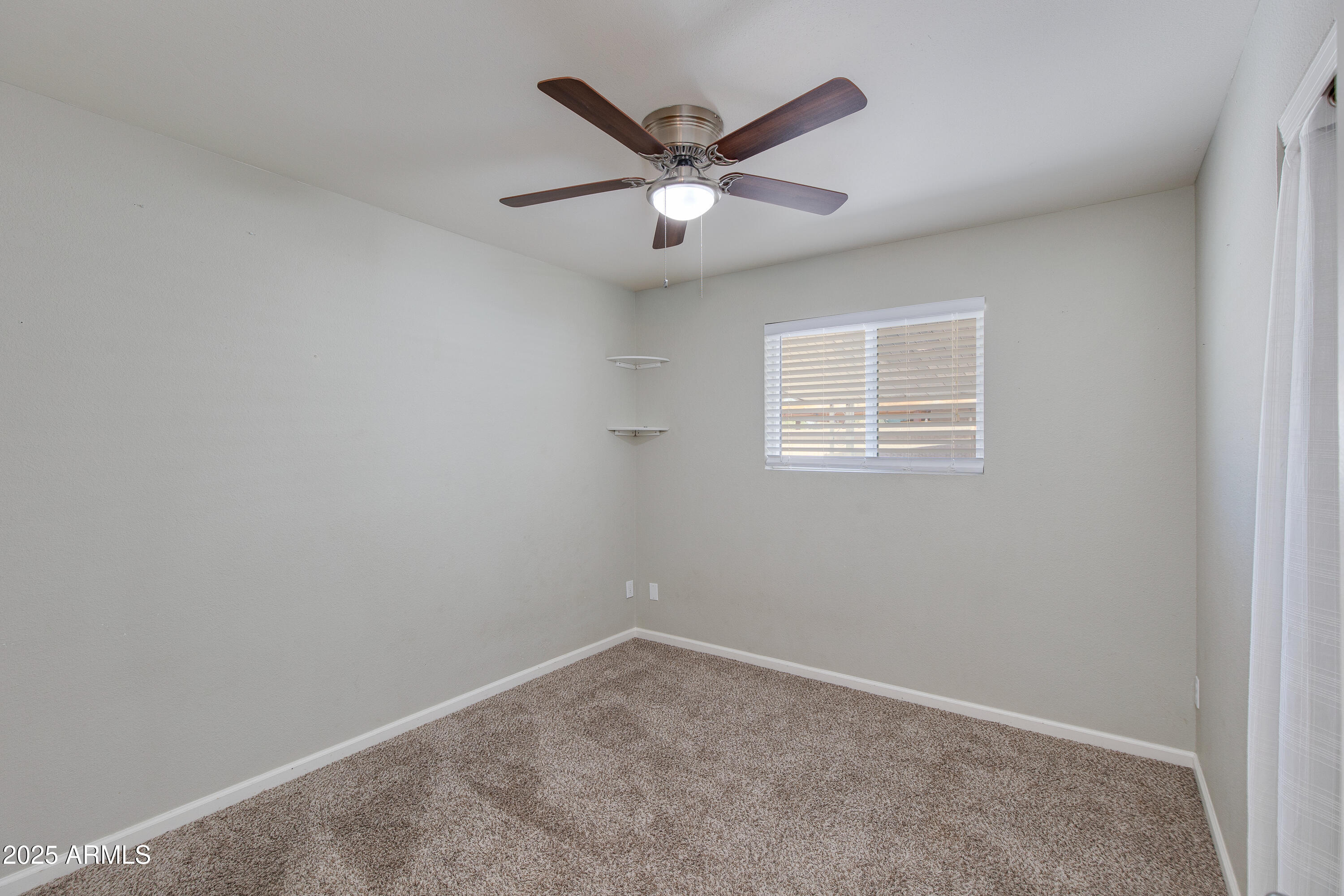 4329 W SIERRA Street