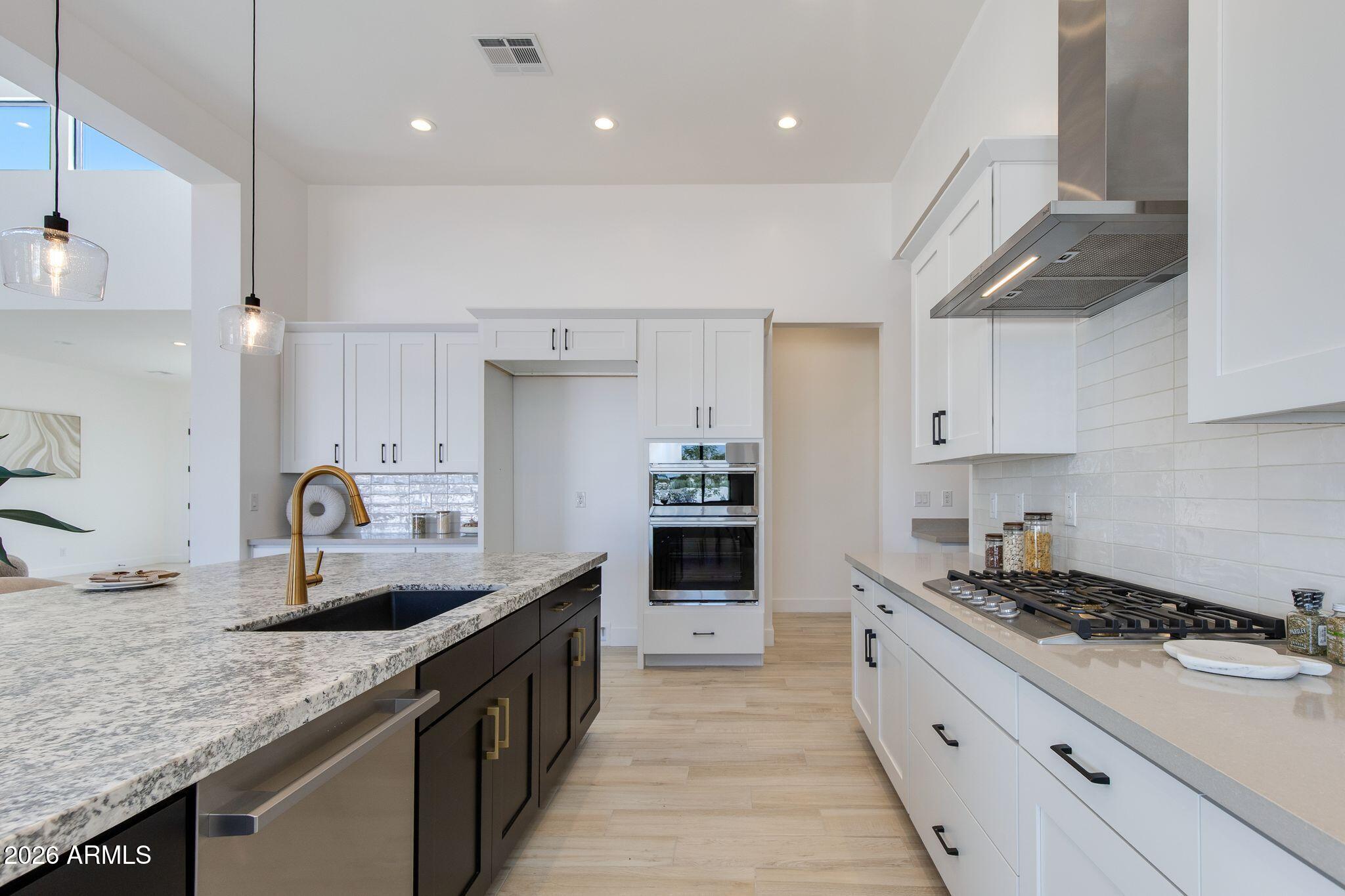 3330 W DESERT DAWN Drive