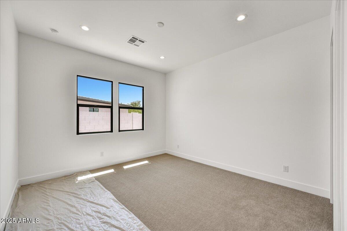 3330 W DESERT DAWN Drive