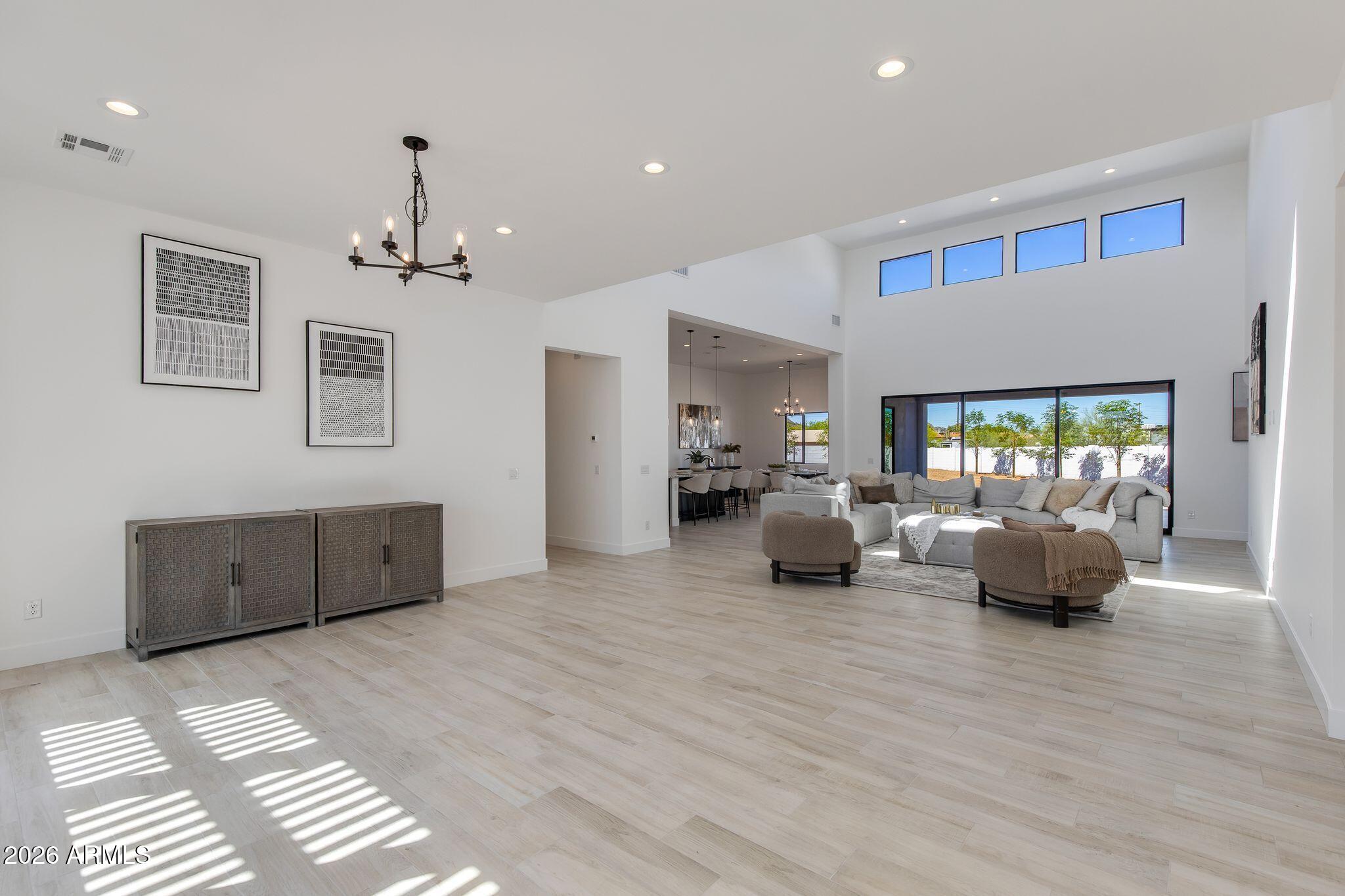 3330 W DESERT DAWN Drive