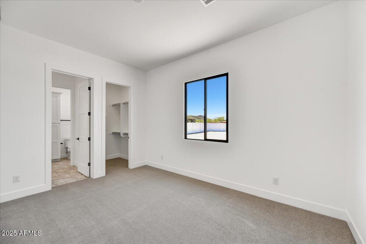 3330 W DESERT DAWN Drive