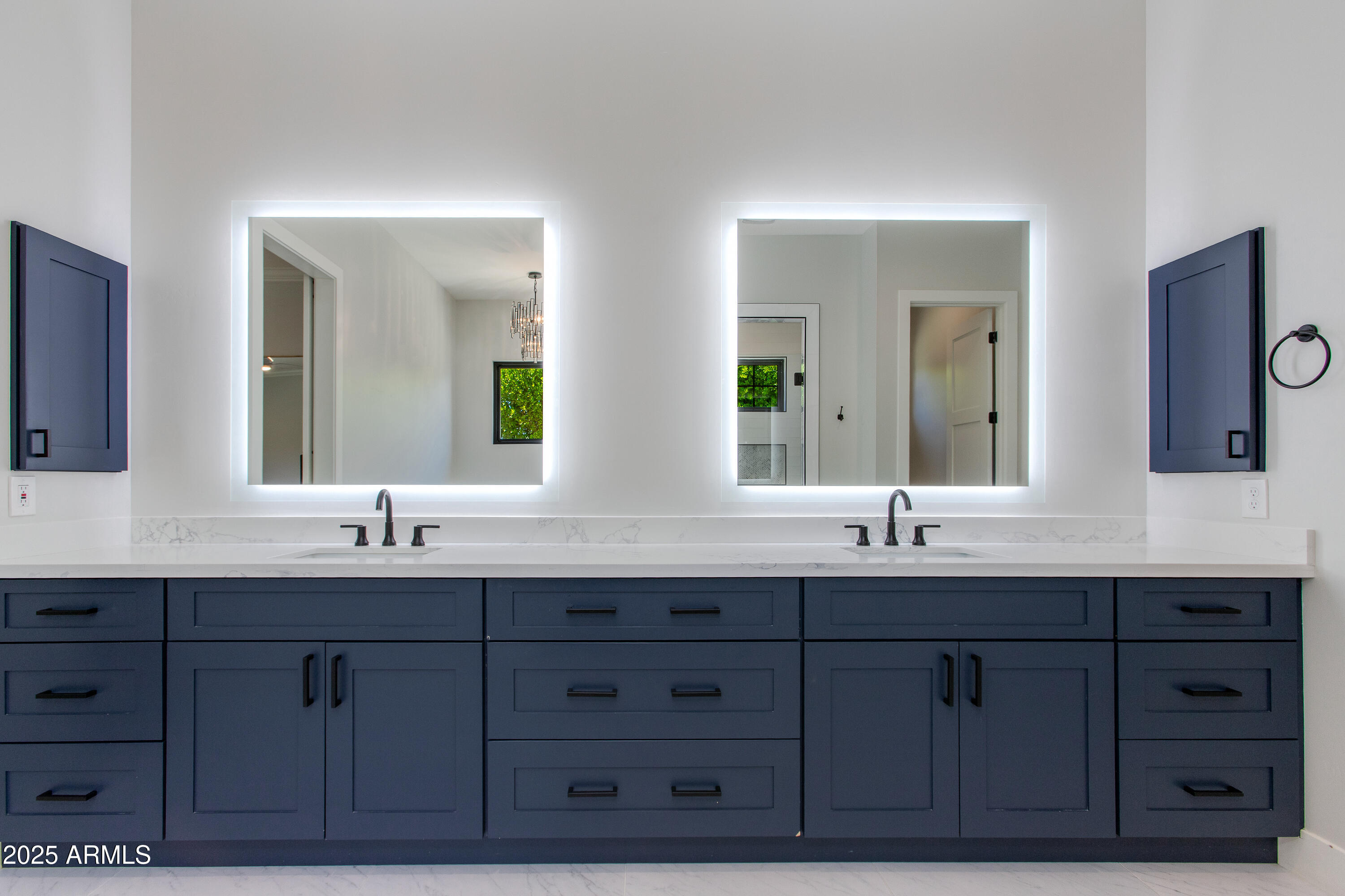 3802 E HIGHLAND Avenue