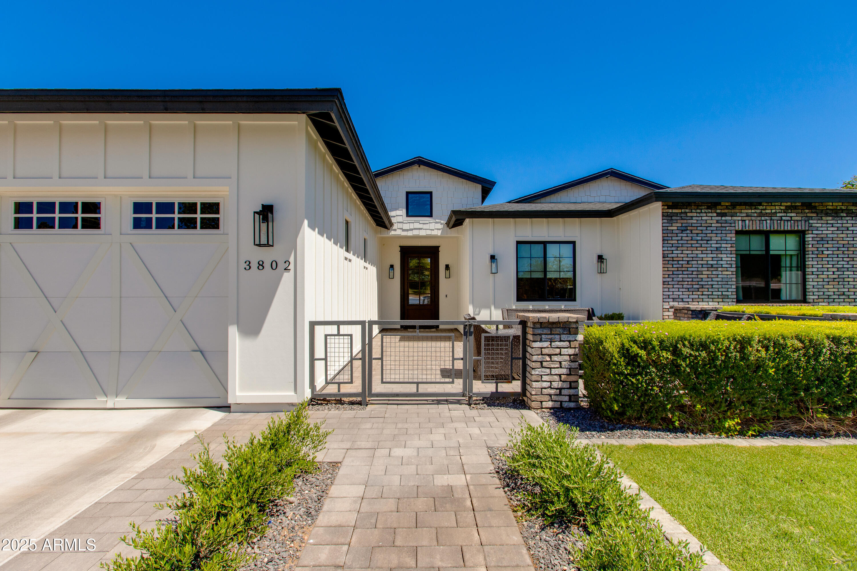 3802 E HIGHLAND Avenue