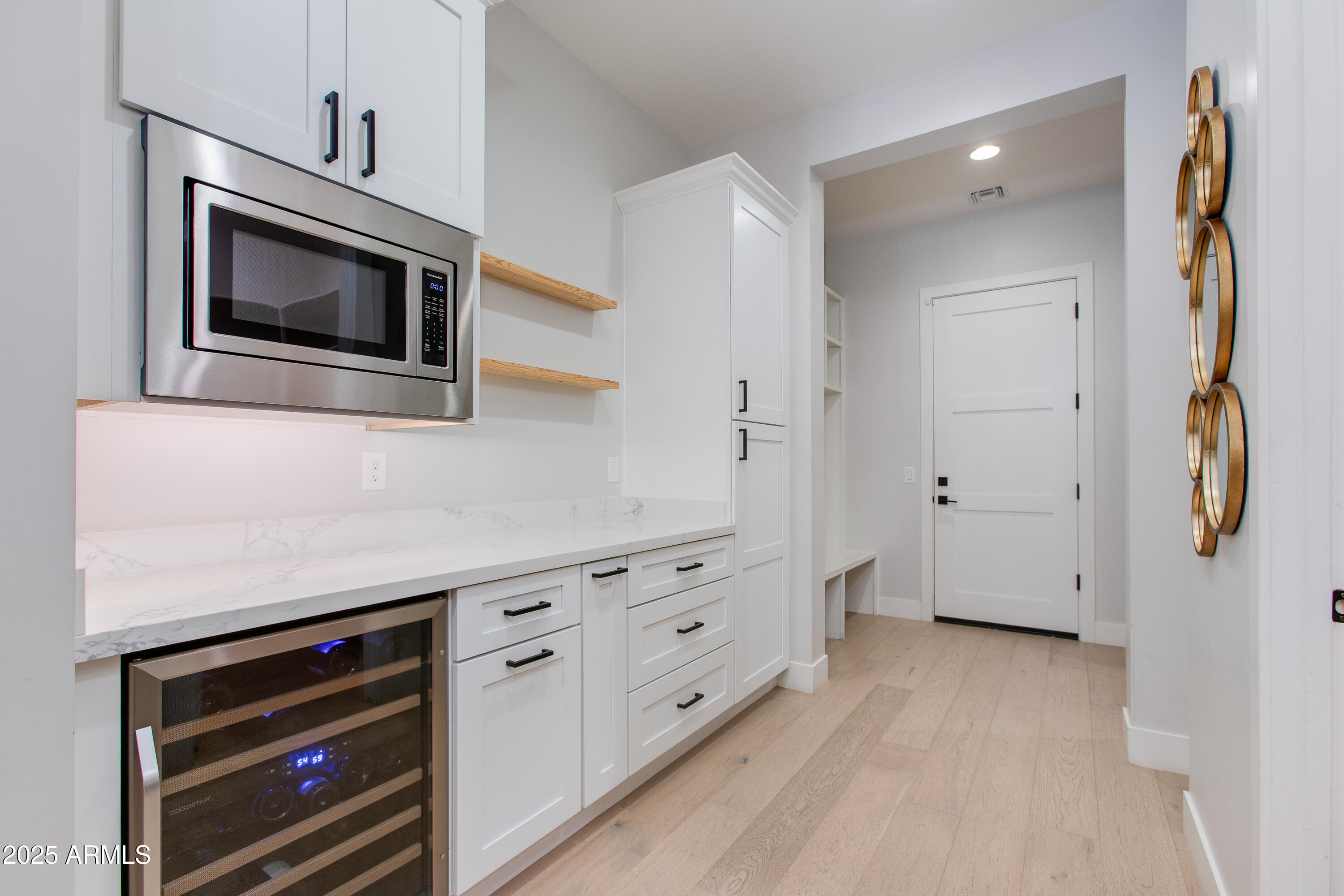 3802 E HIGHLAND Avenue