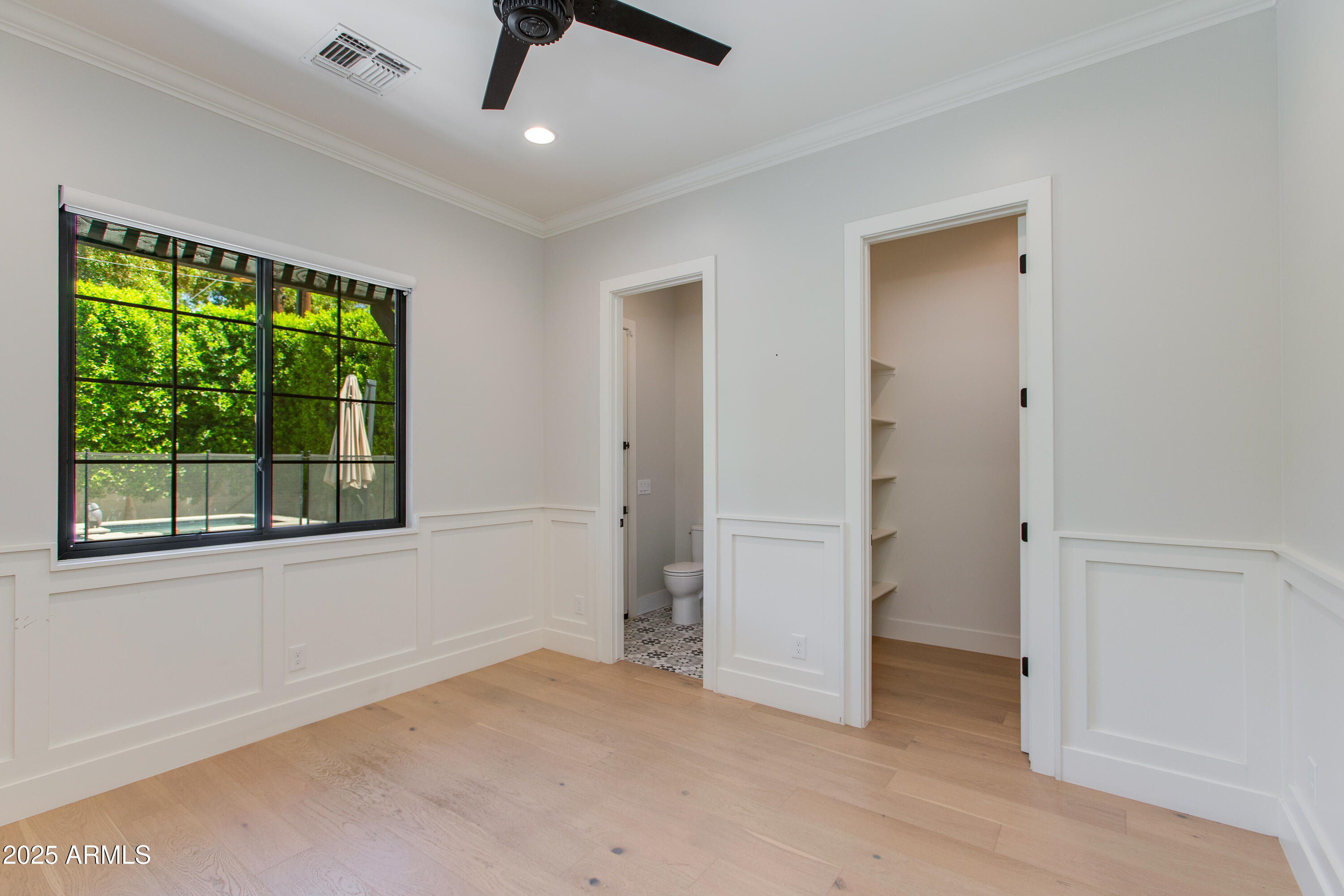 3802 E HIGHLAND Avenue