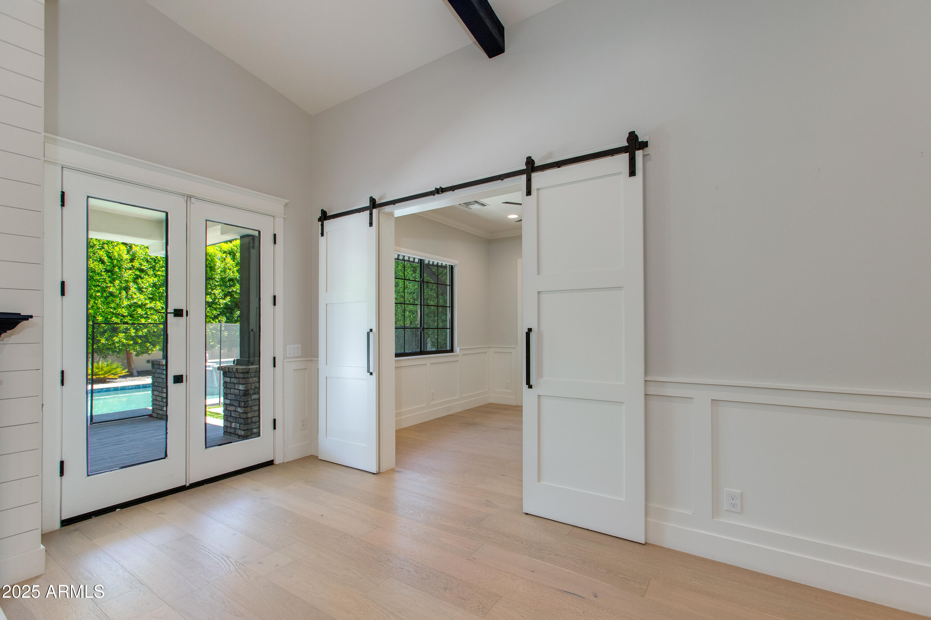 3802 E HIGHLAND Avenue