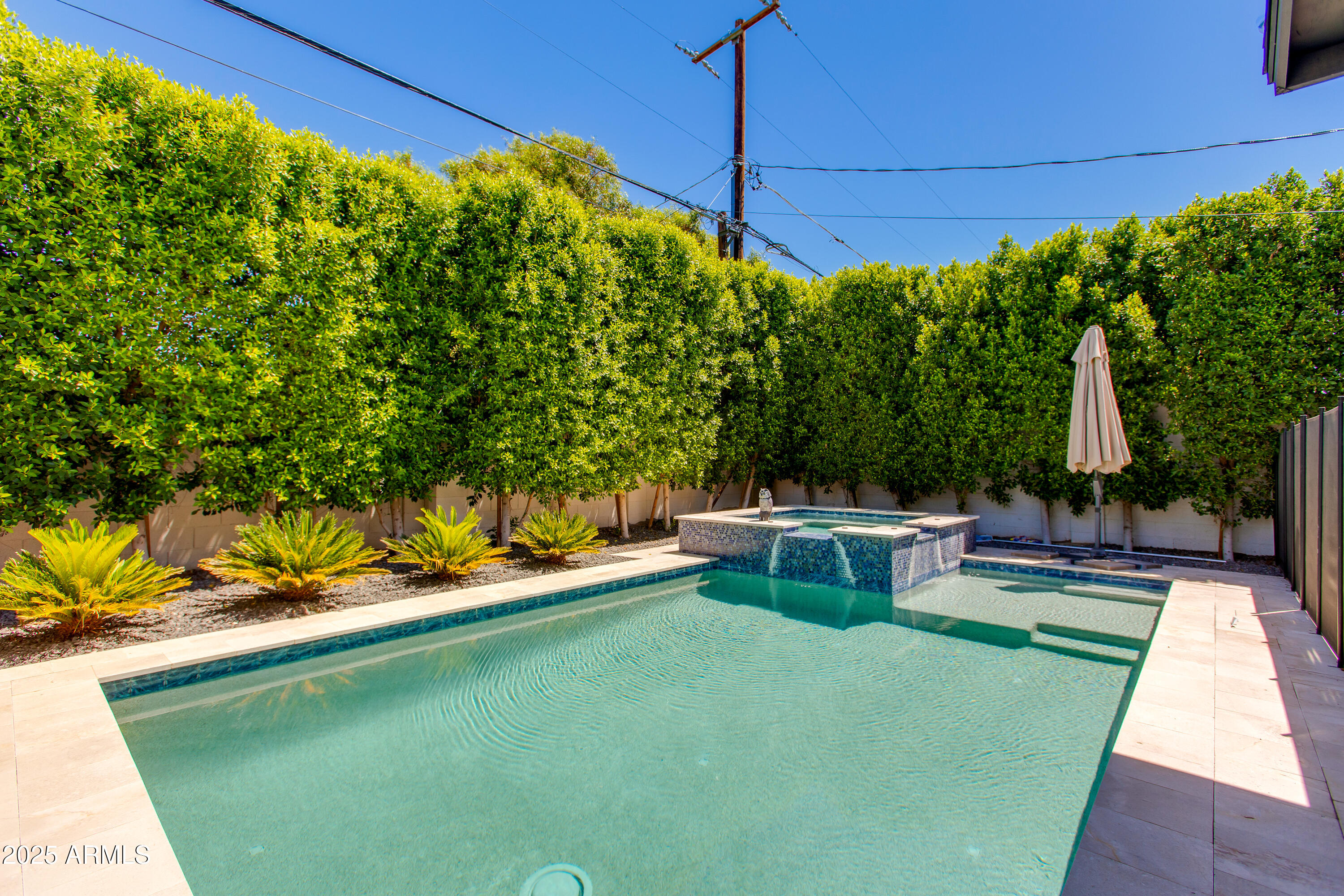 3802 E HIGHLAND Avenue