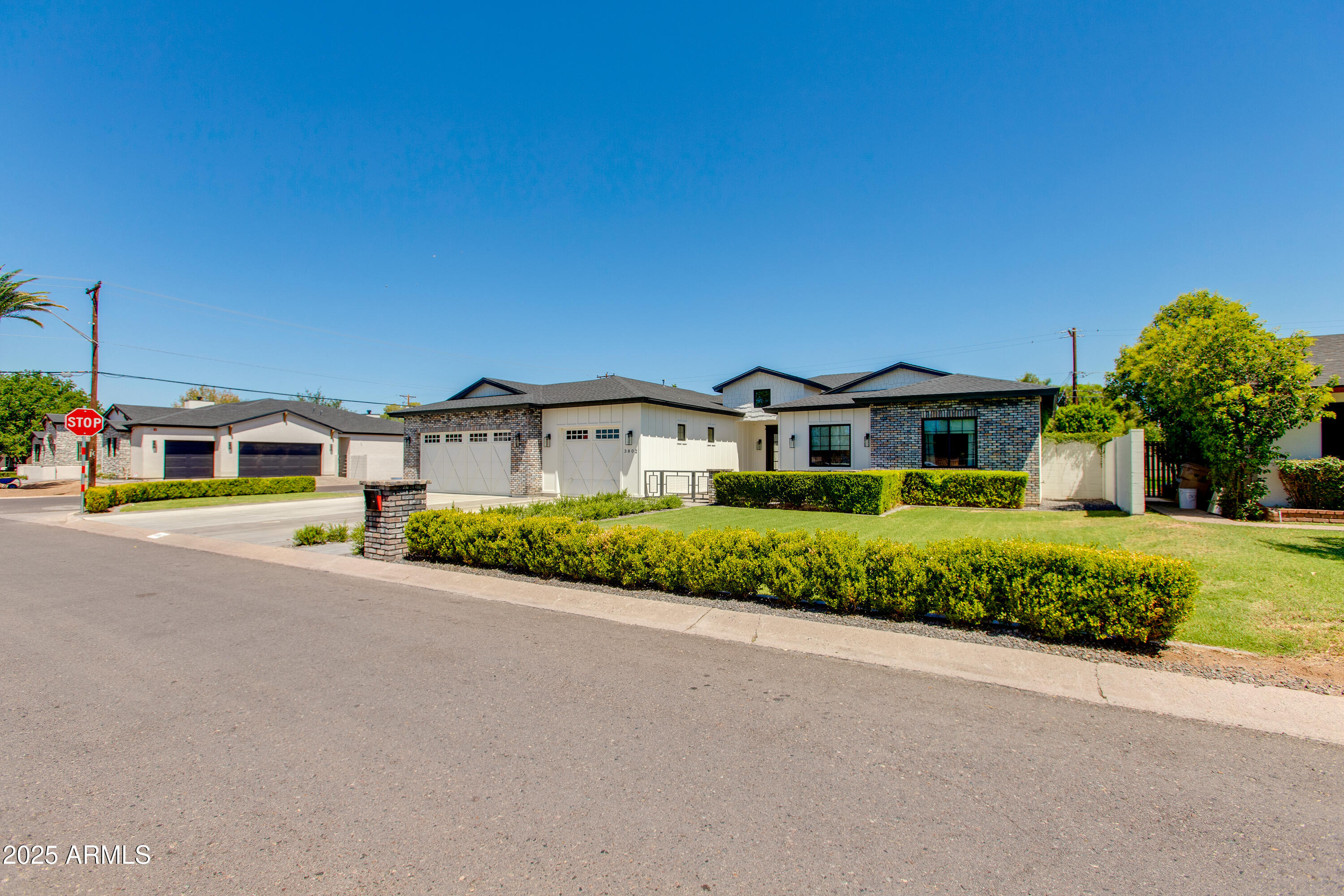 3802 E HIGHLAND Avenue