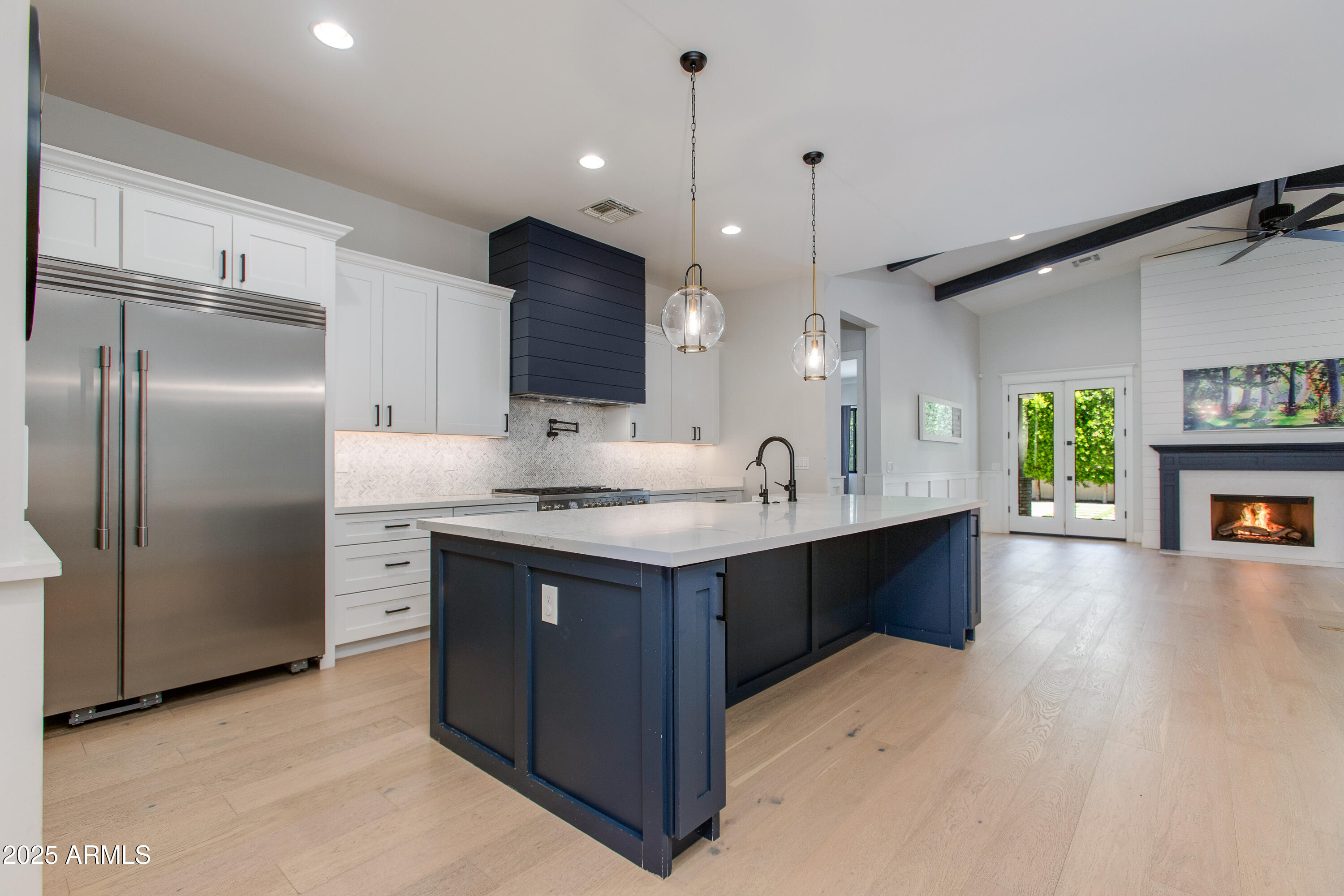 3802 E HIGHLAND Avenue