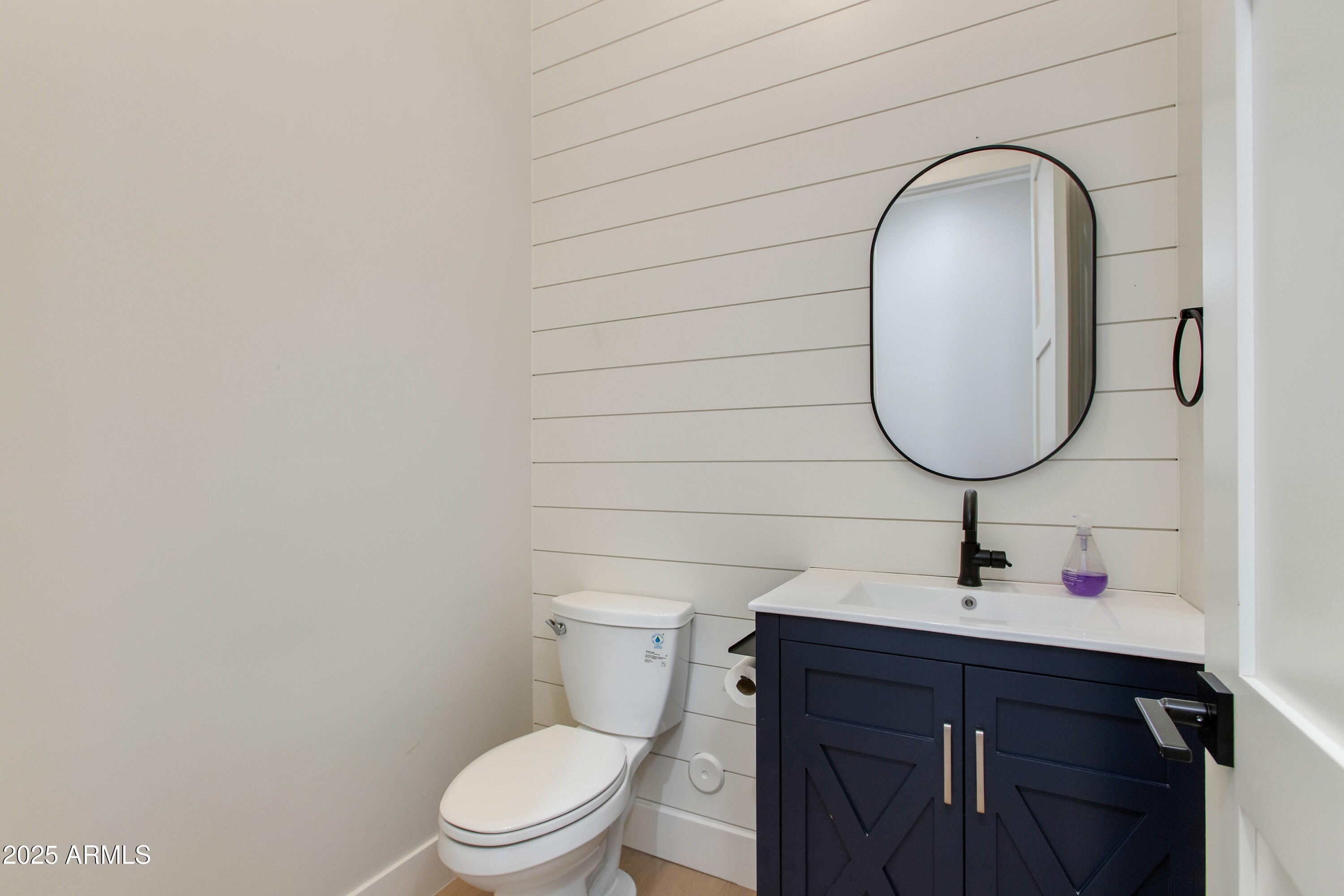 3802 E HIGHLAND Avenue