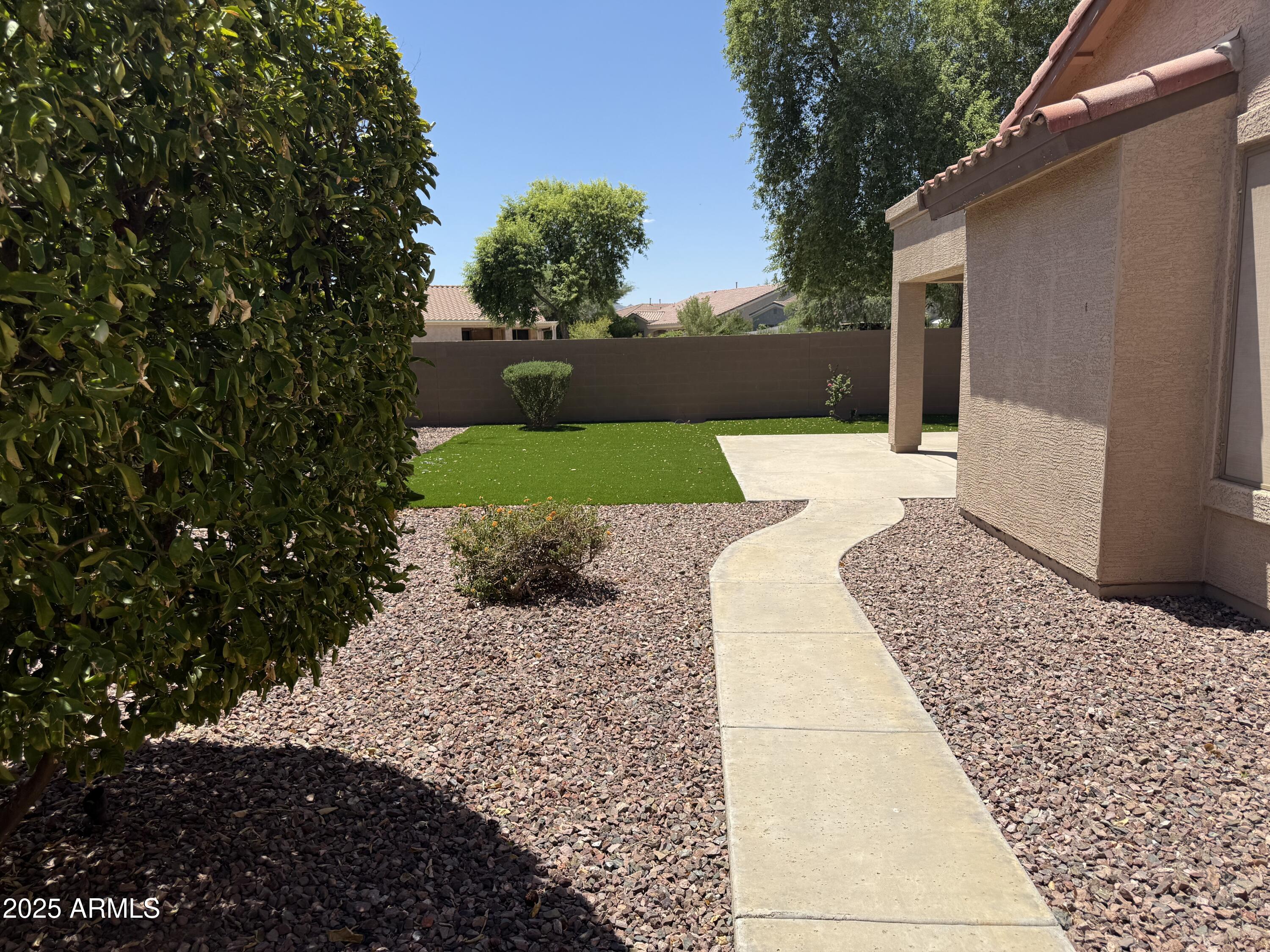 5338 S CITRUS Court