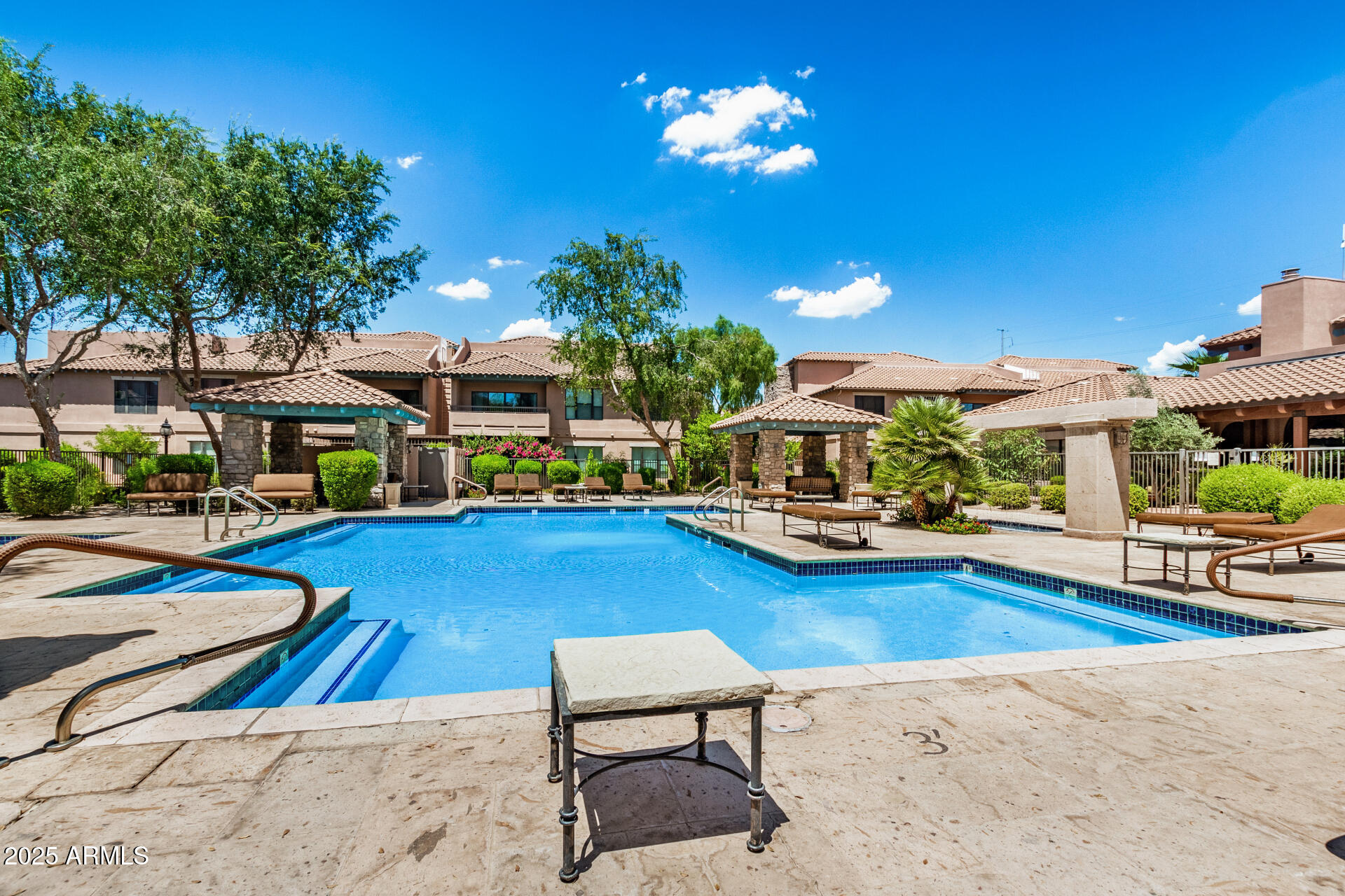 20660 N 40TH Street, 2056