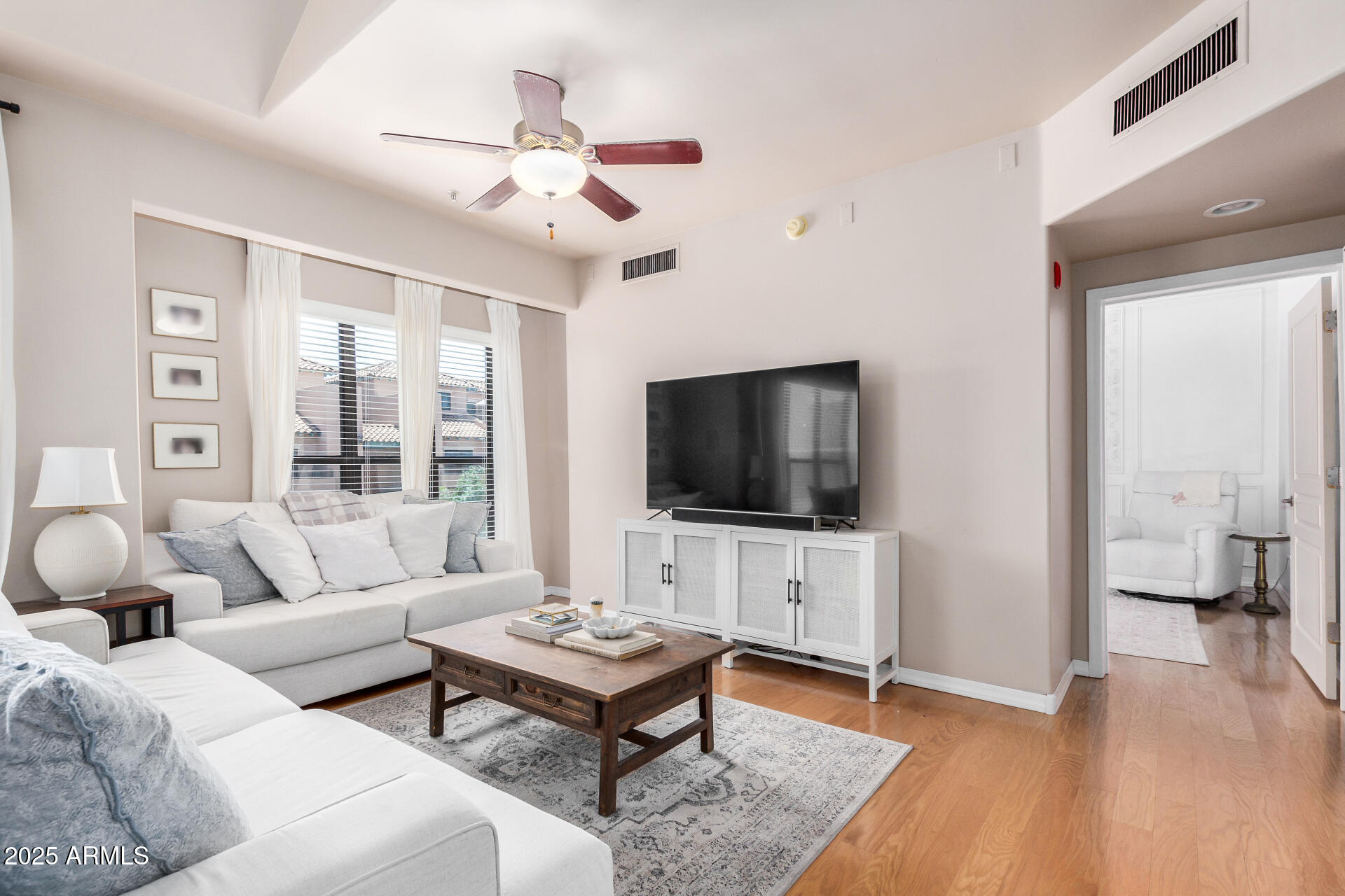 20660 N 40TH Street, 2056