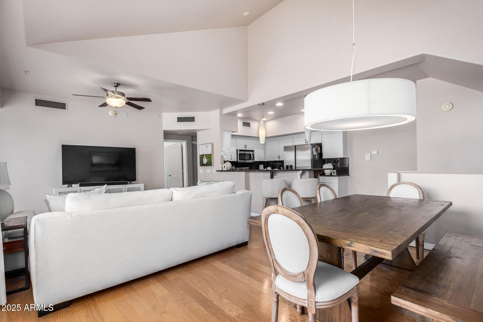 20660 N 40TH Street, 2056