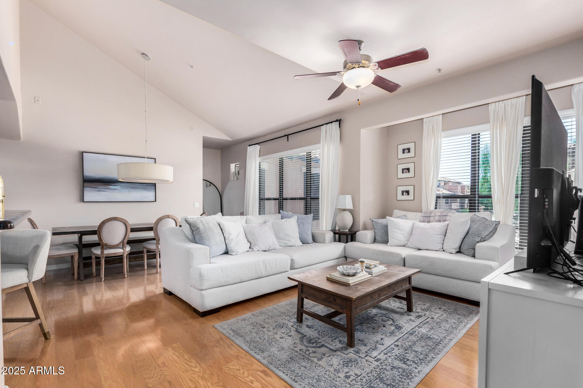 20660 N 40TH Street, 2056