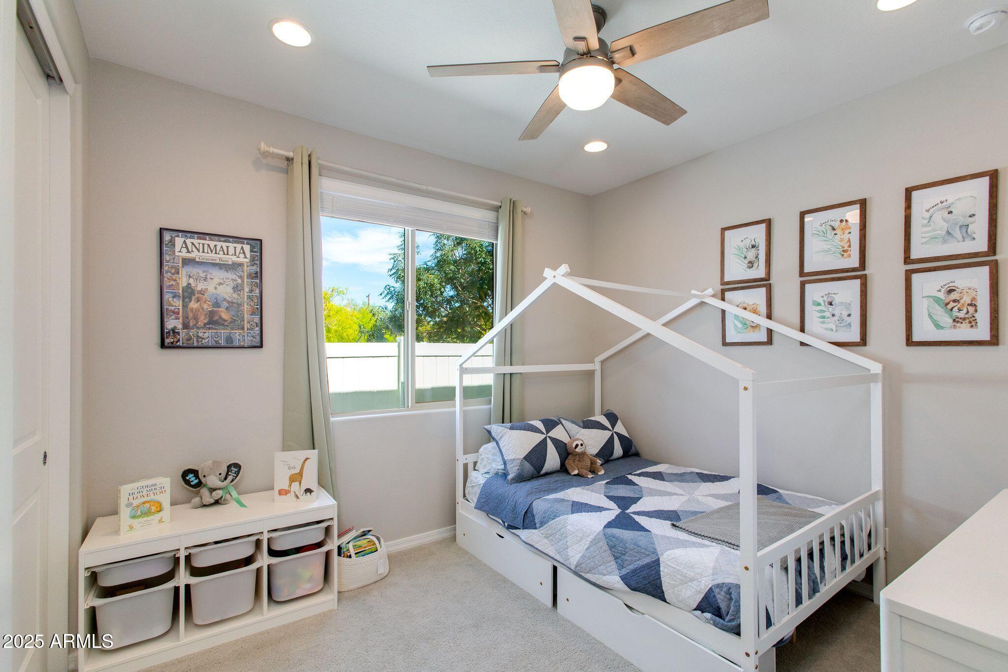 2528 E ALTA VISTA Road