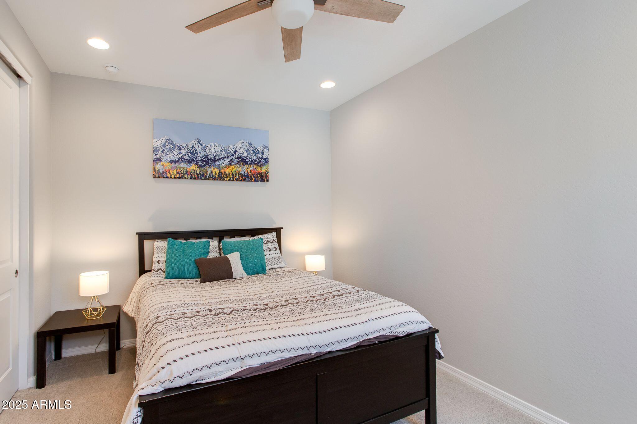 2528 E ALTA VISTA Road