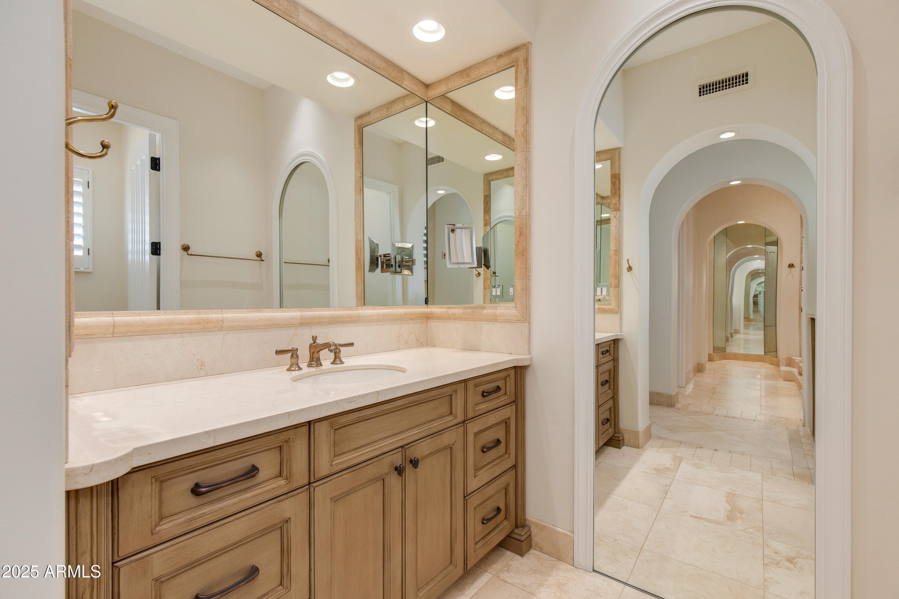 3905 E SIERRA VISTA Drive