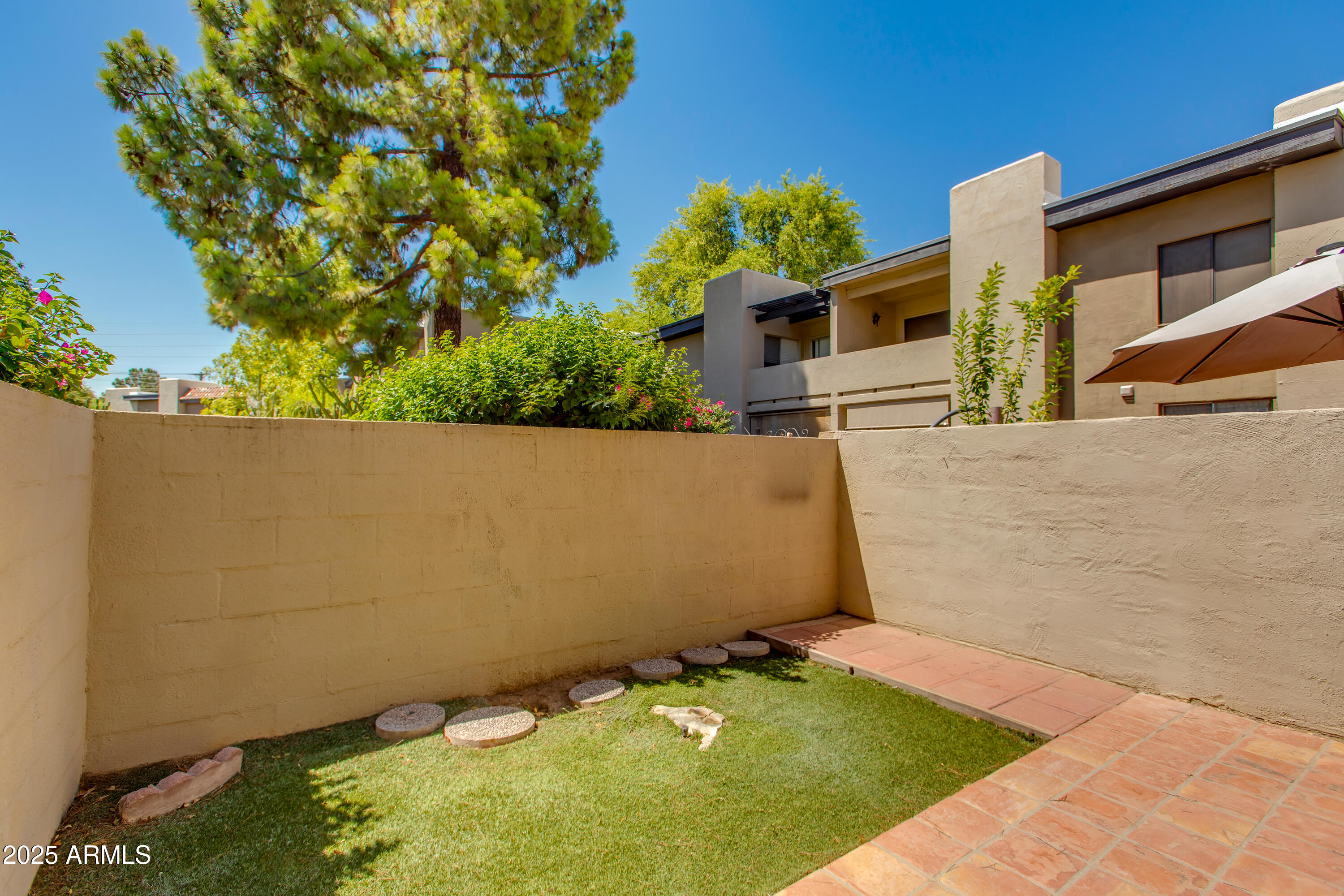 4201 E CAMELBACK Road, 41