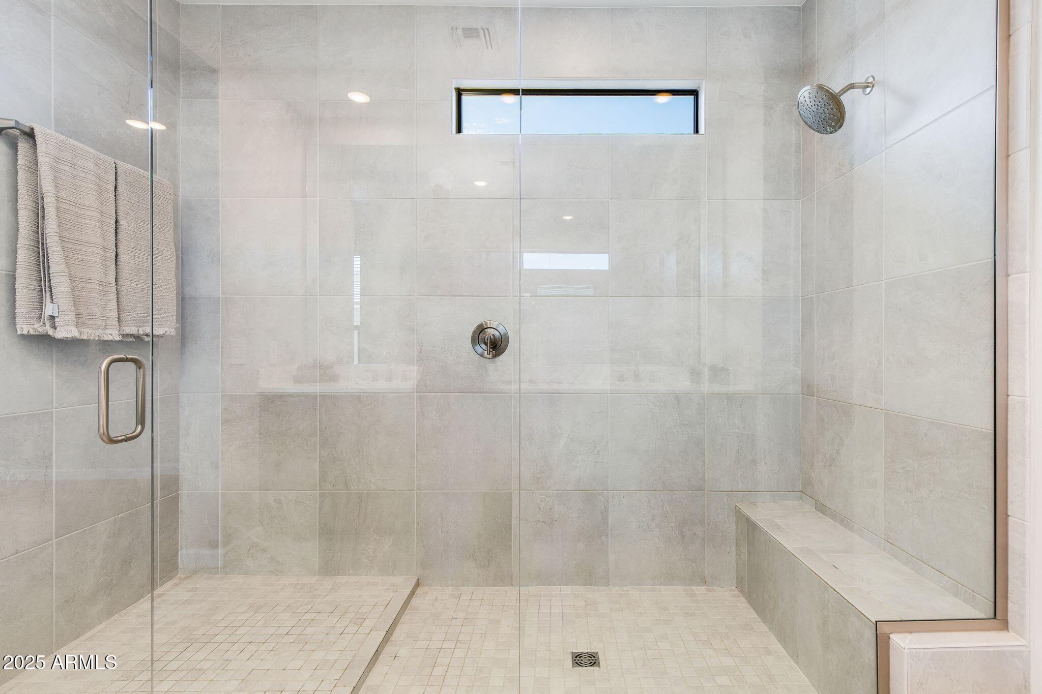 4819 E PADDOCK Place