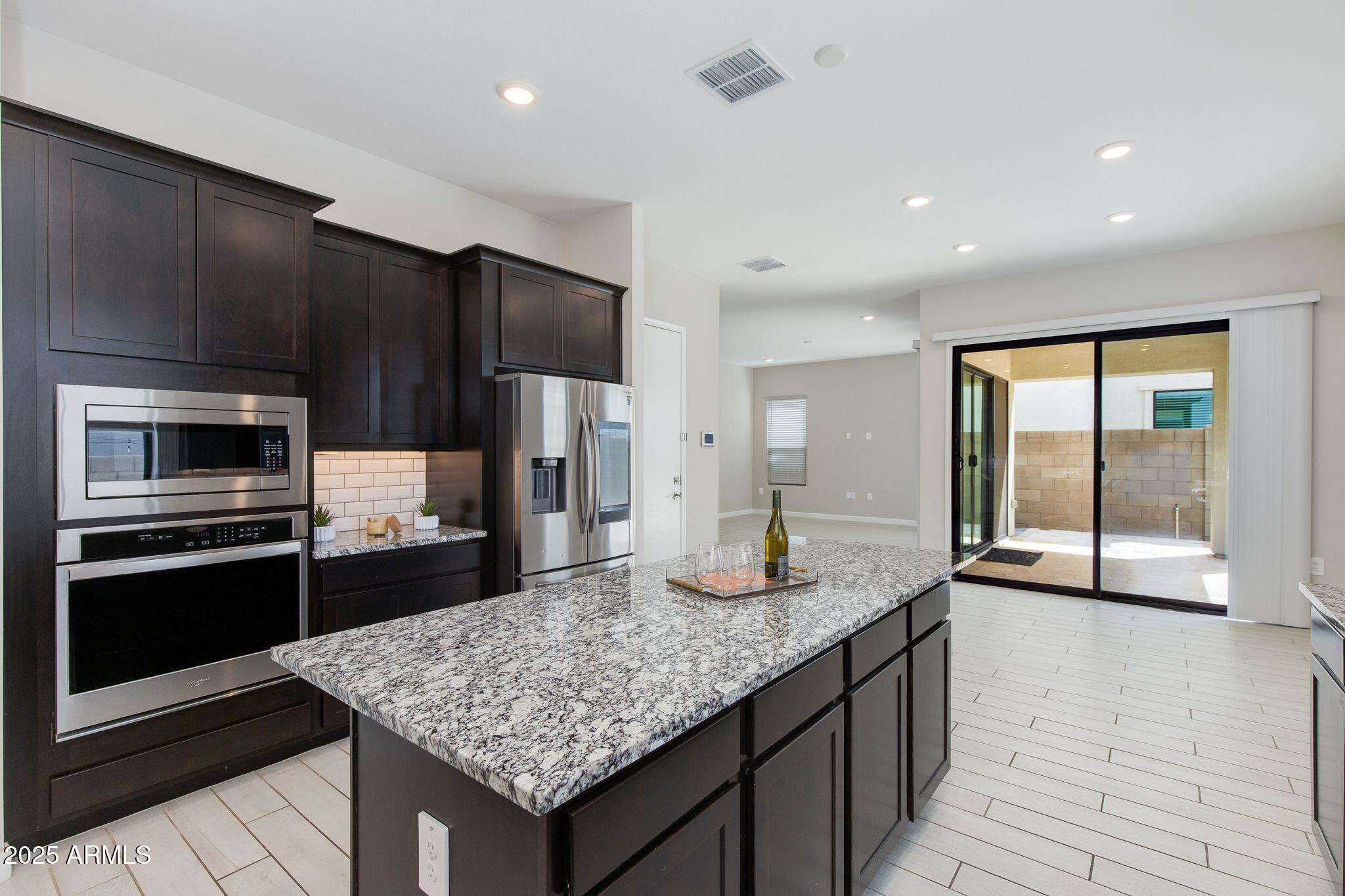 4819 E PADDOCK Place