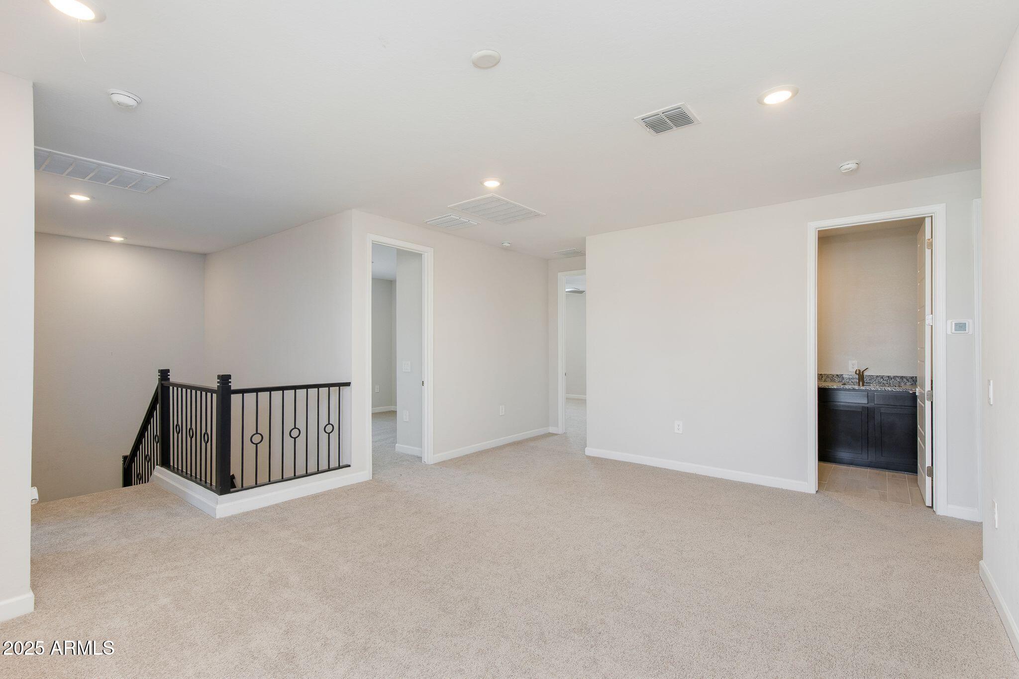 4819 E PADDOCK Place