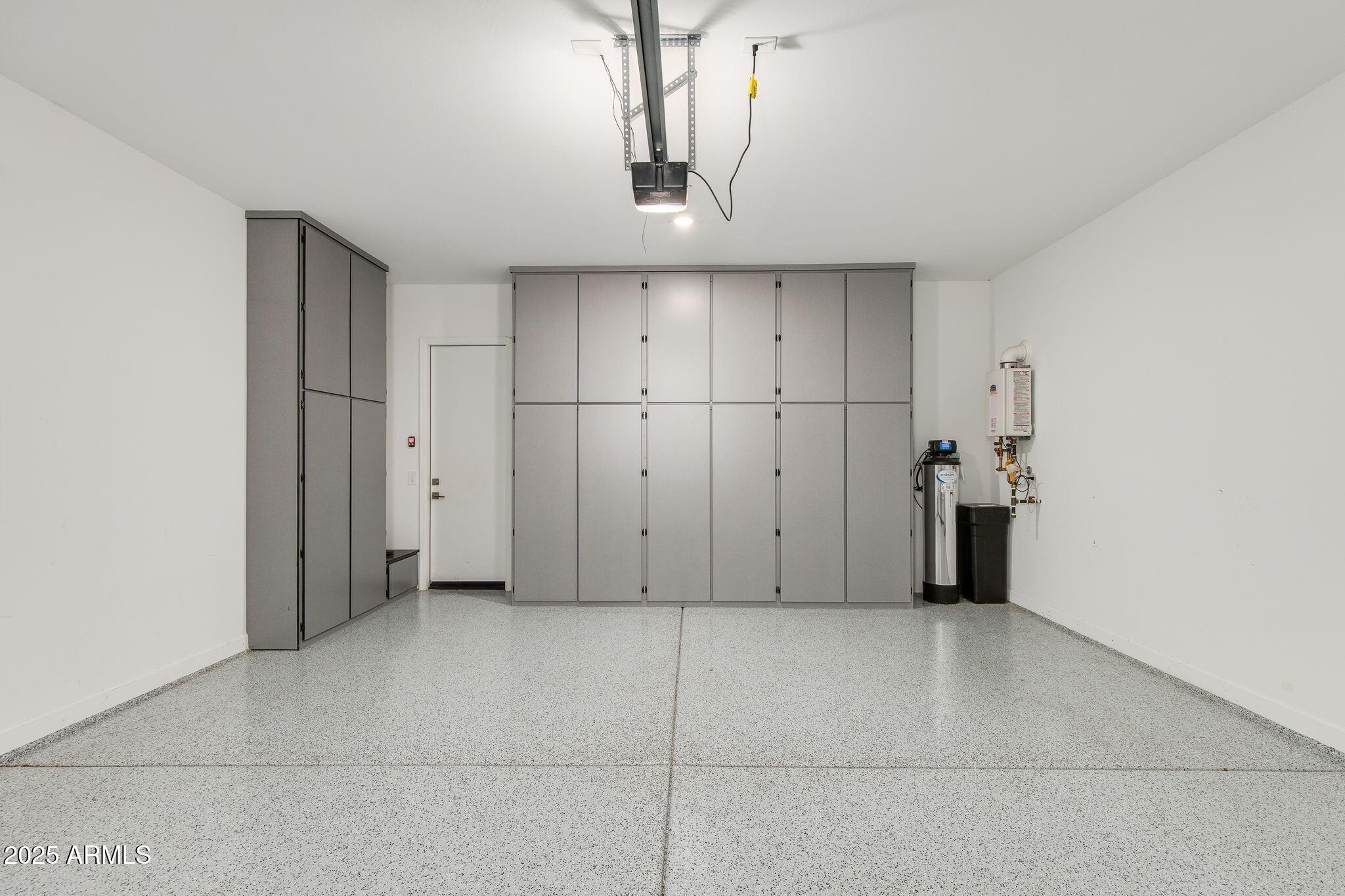 4819 E PADDOCK Place