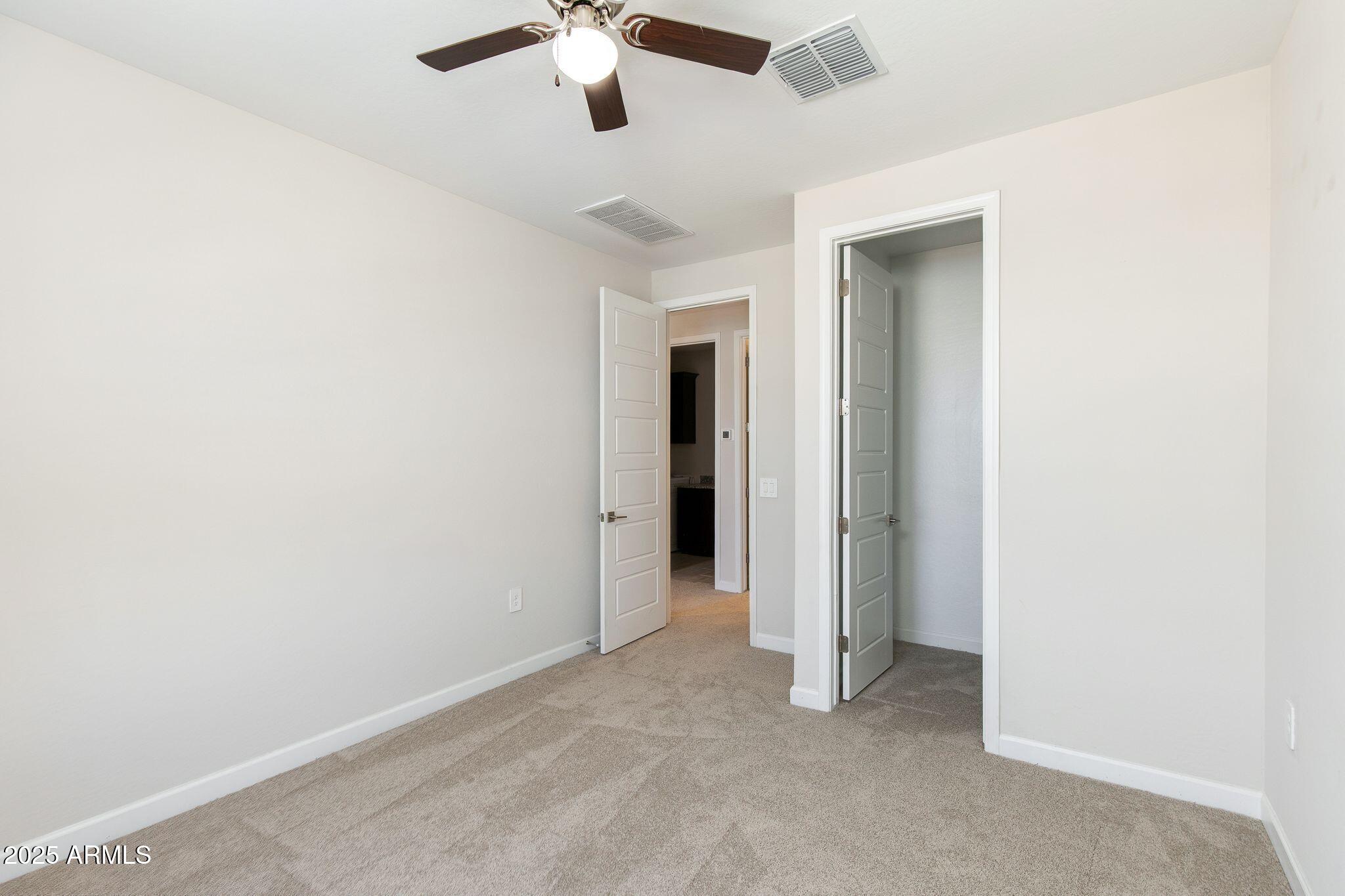 4819 E PADDOCK Place