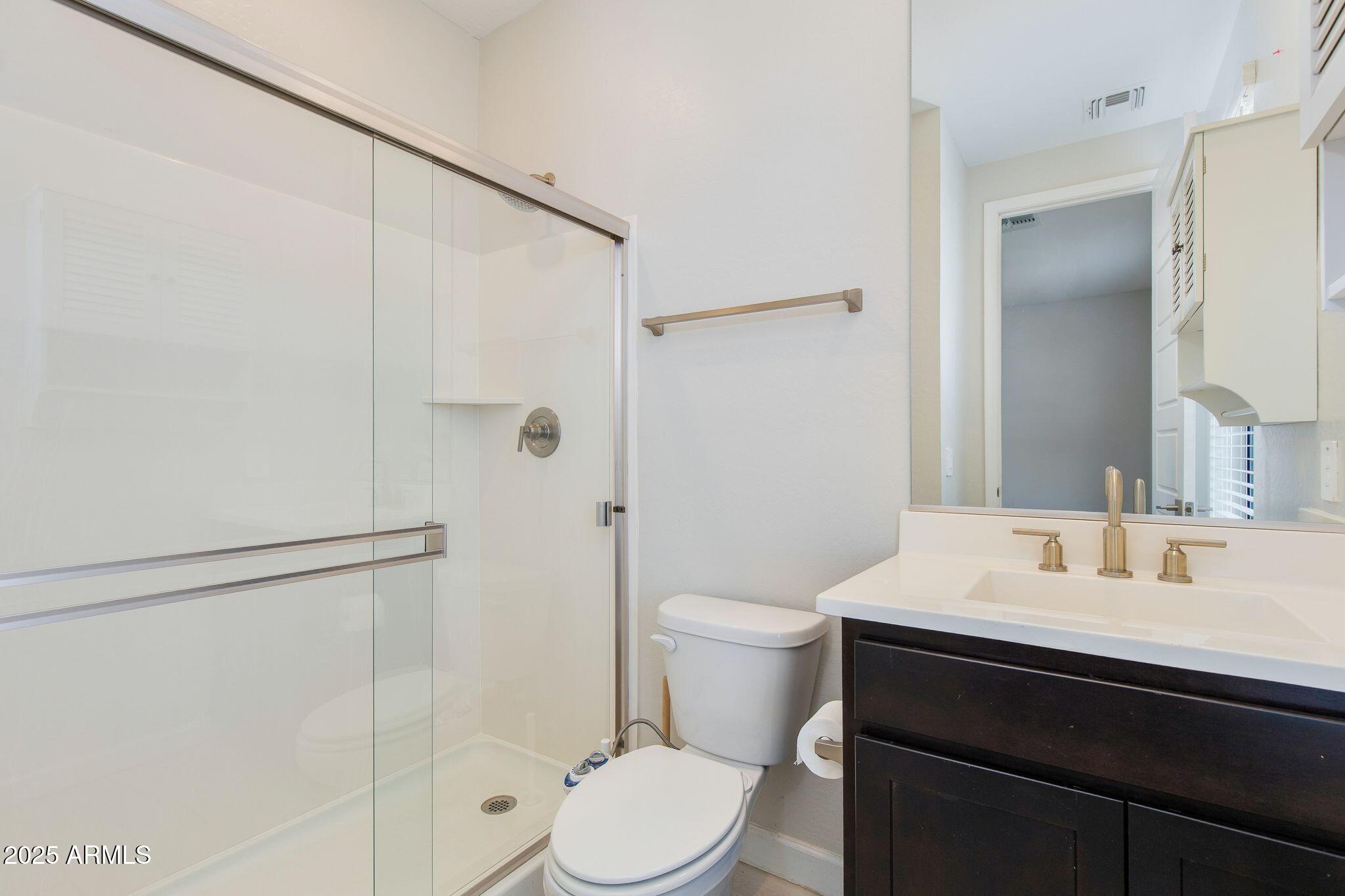 4819 E PADDOCK Place