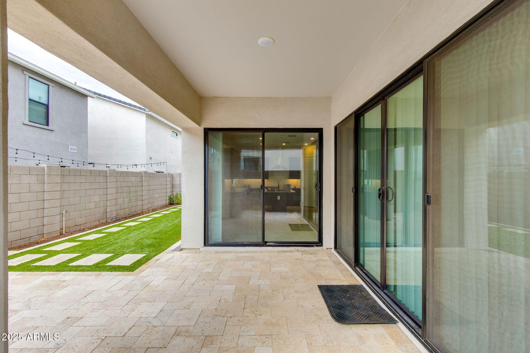 4819 E PADDOCK Place